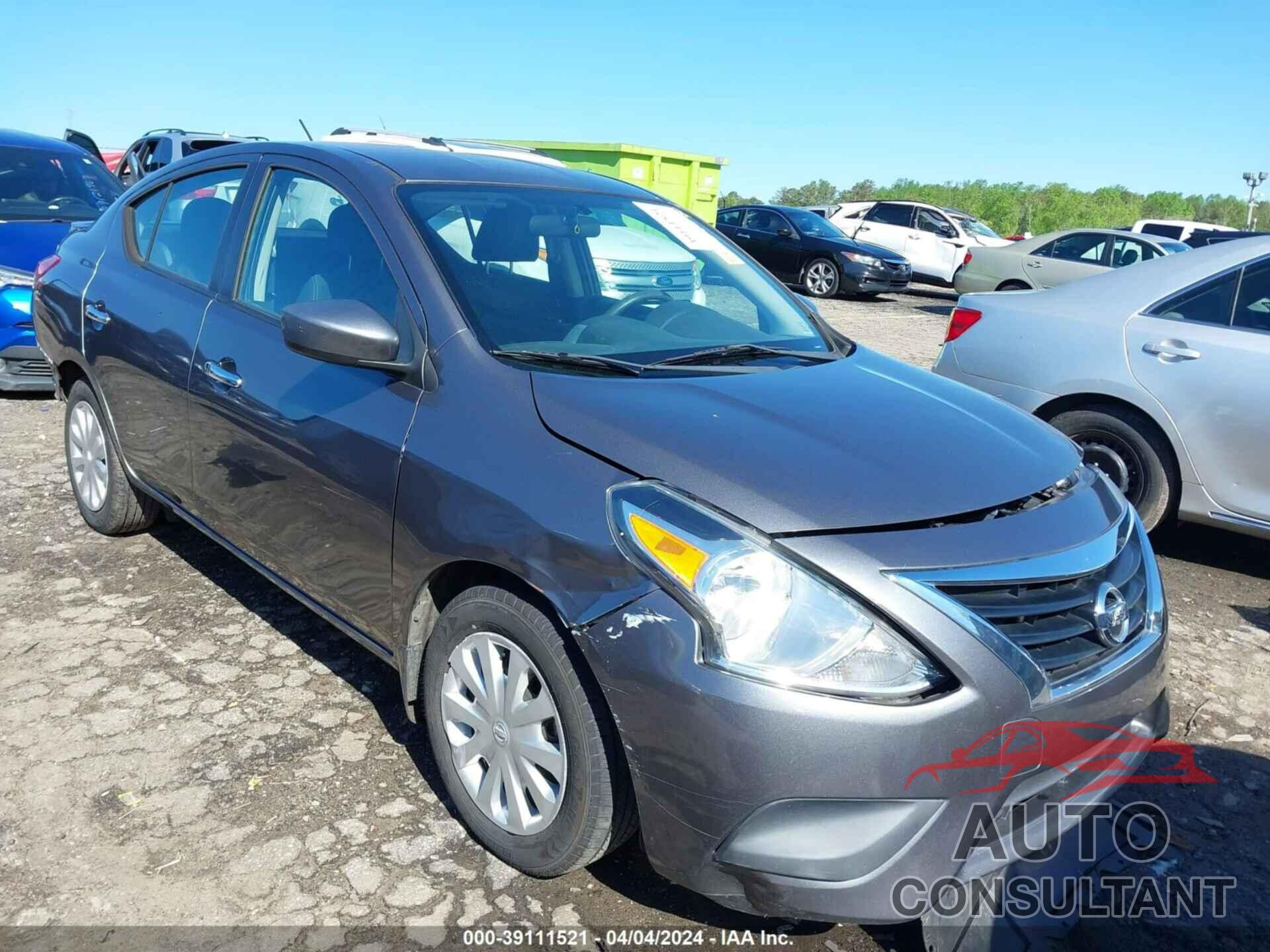 NISSAN VERSA 2017 - 3N1CN7APXHL890107