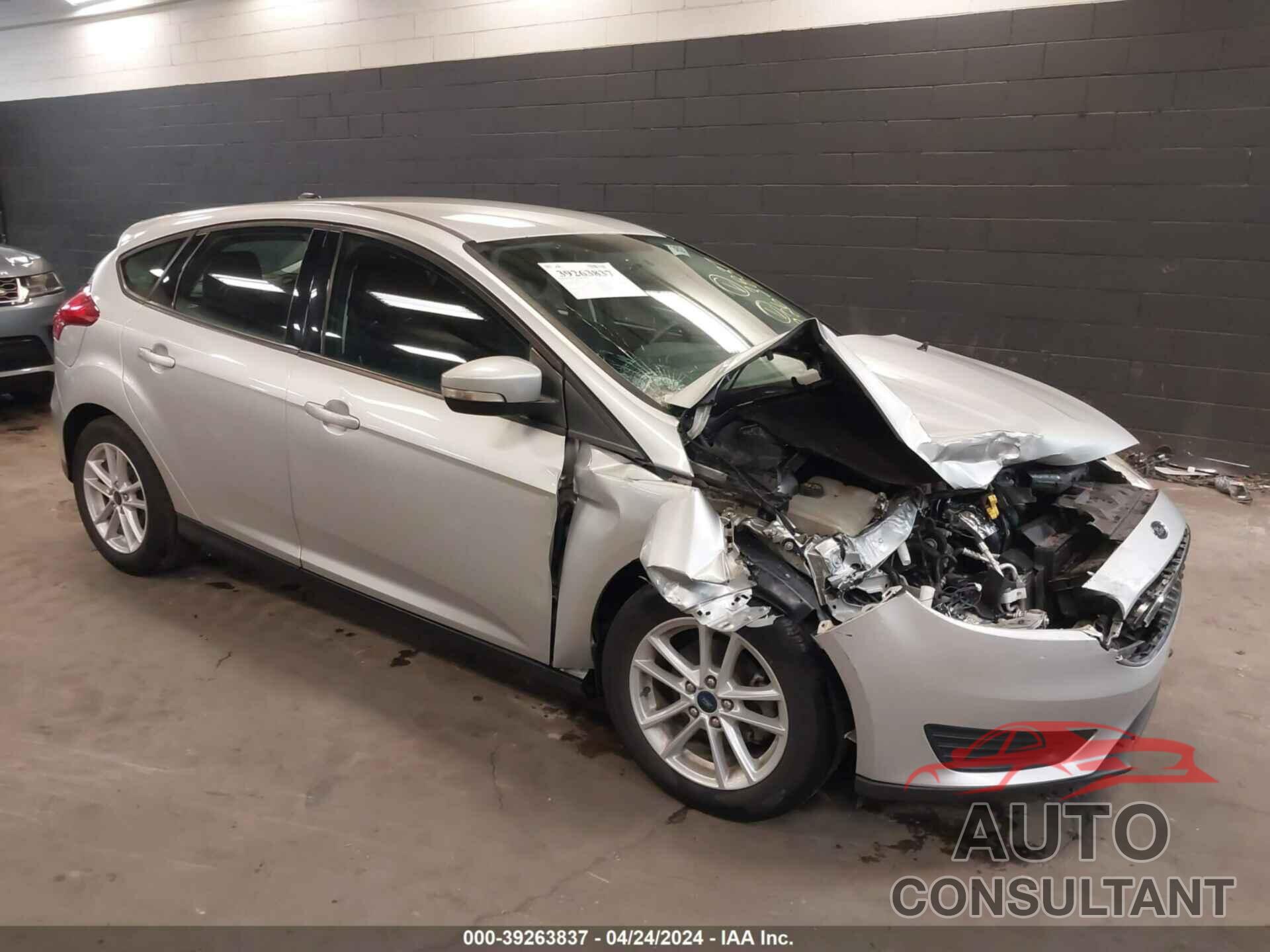 FORD FOCUS 2017 - 1FADP3K20HL311389