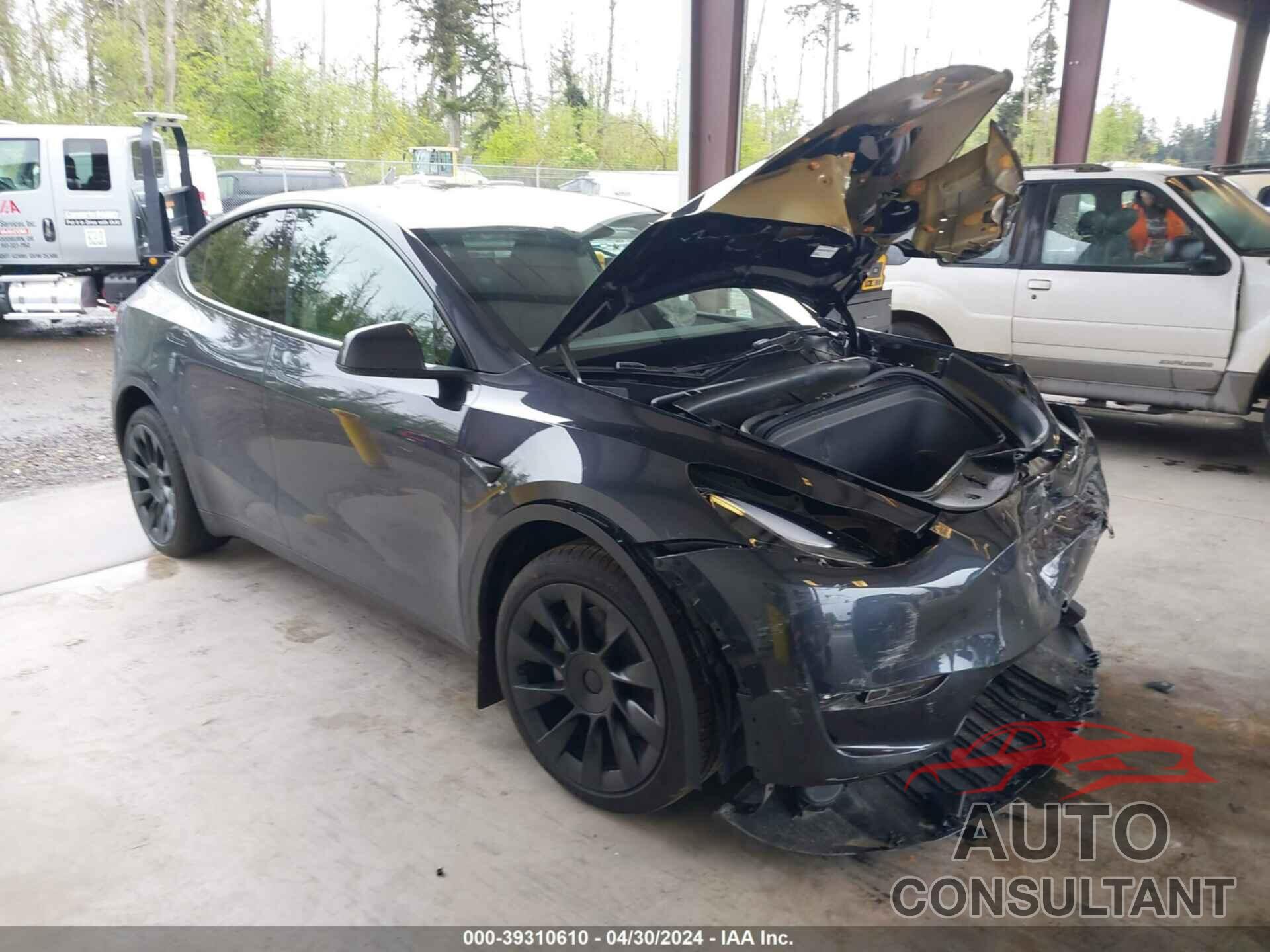 TESLA MODEL Y 2024 - 7SAYGDEE6RF013749