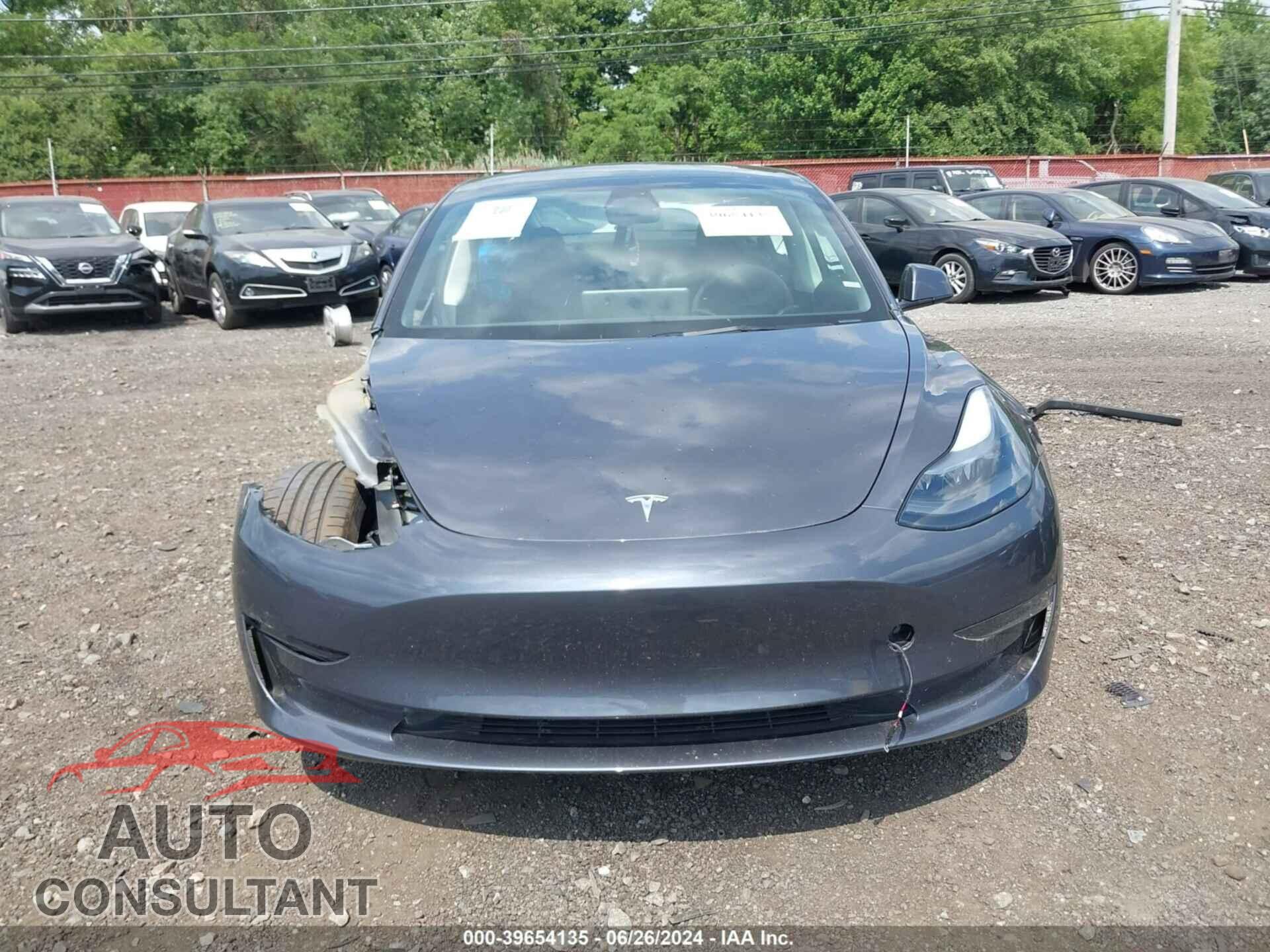 TESLA MODEL 3 2023 - 5YJ3E1EC9PF636712