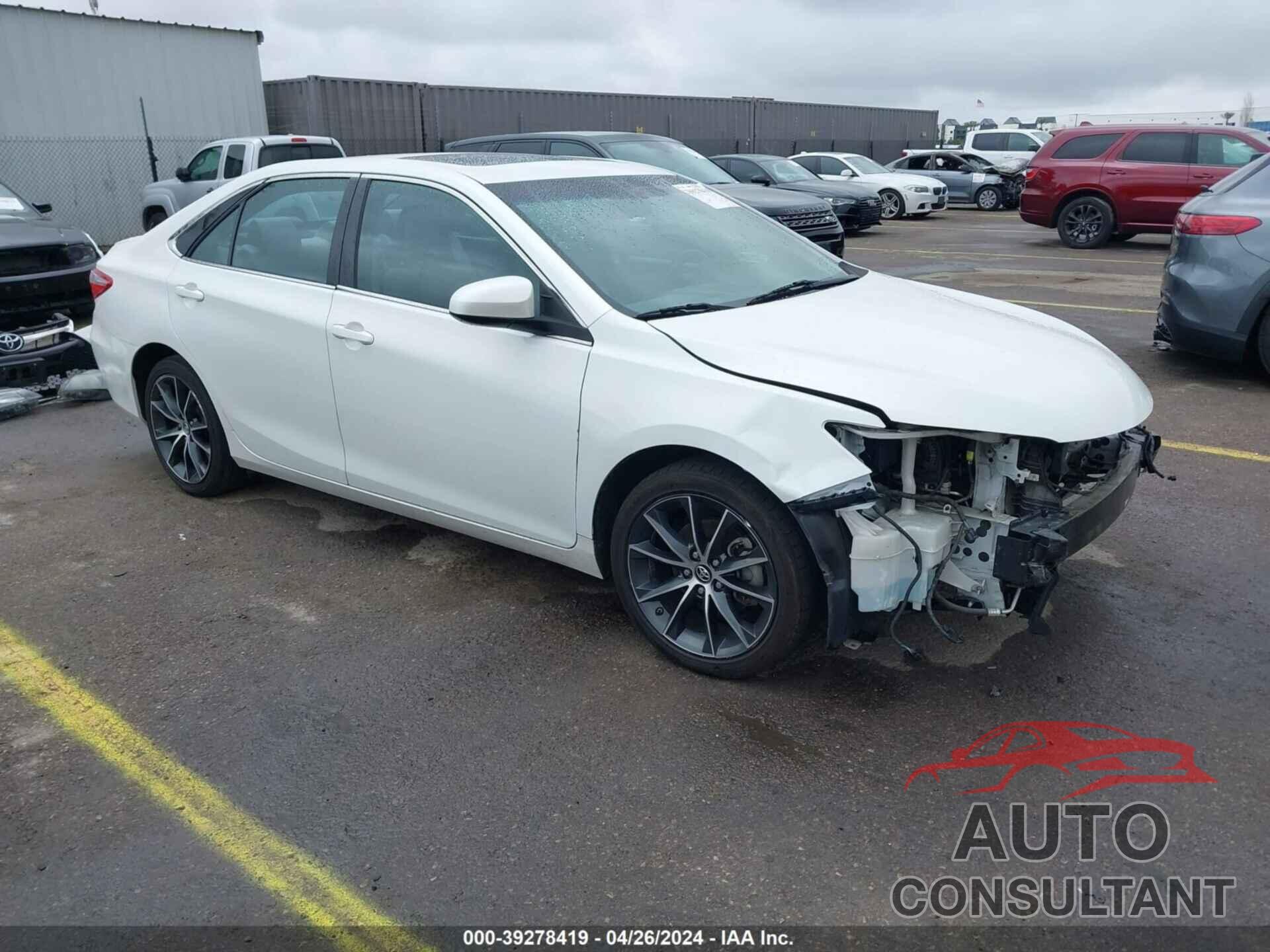 TOYOTA CAMRY 2016 - 4T1BF1FK0GU249676