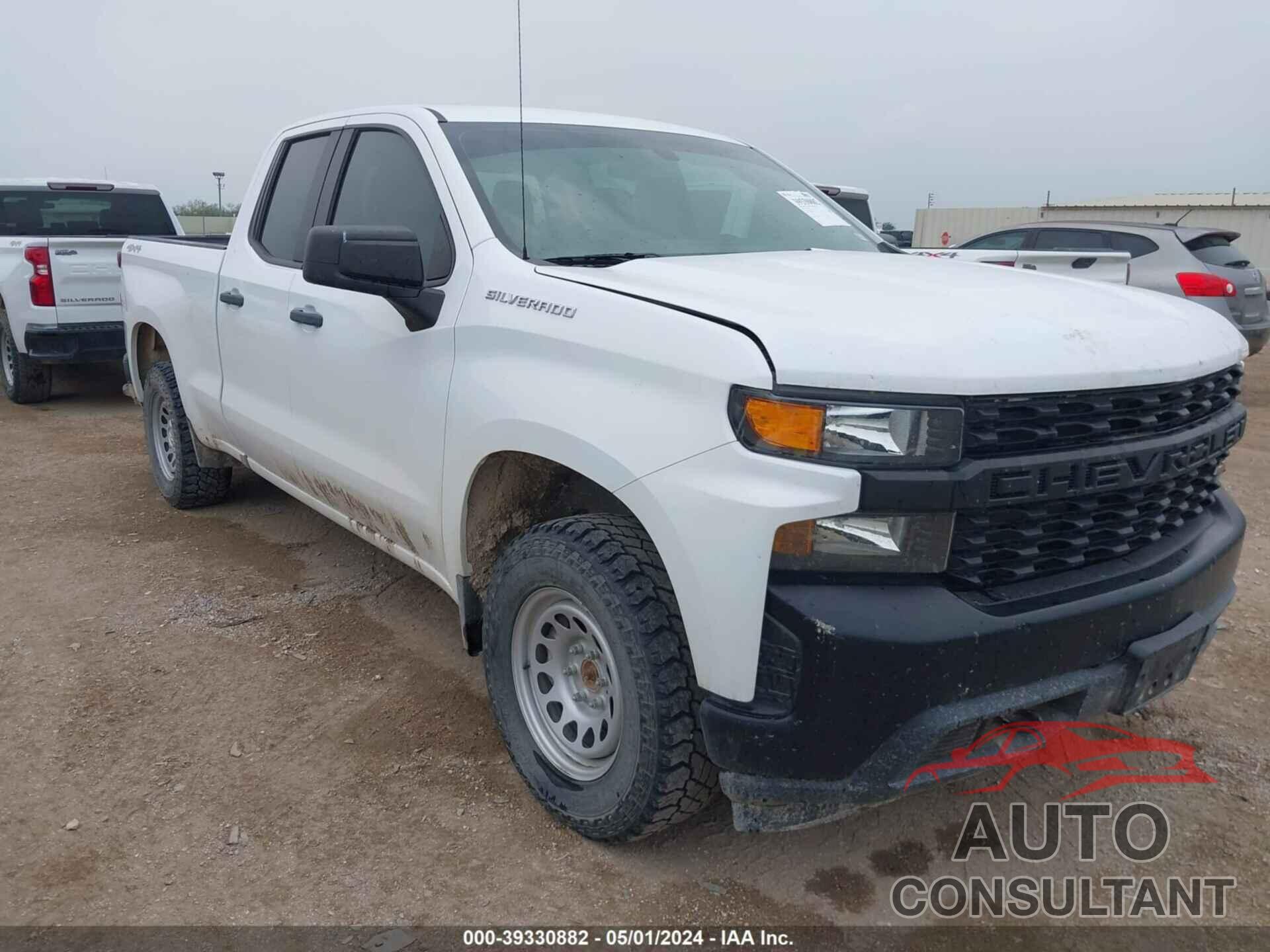 CHEVROLET SILVERADO 1500 2021 - 1GCRYAEH7MZ273510