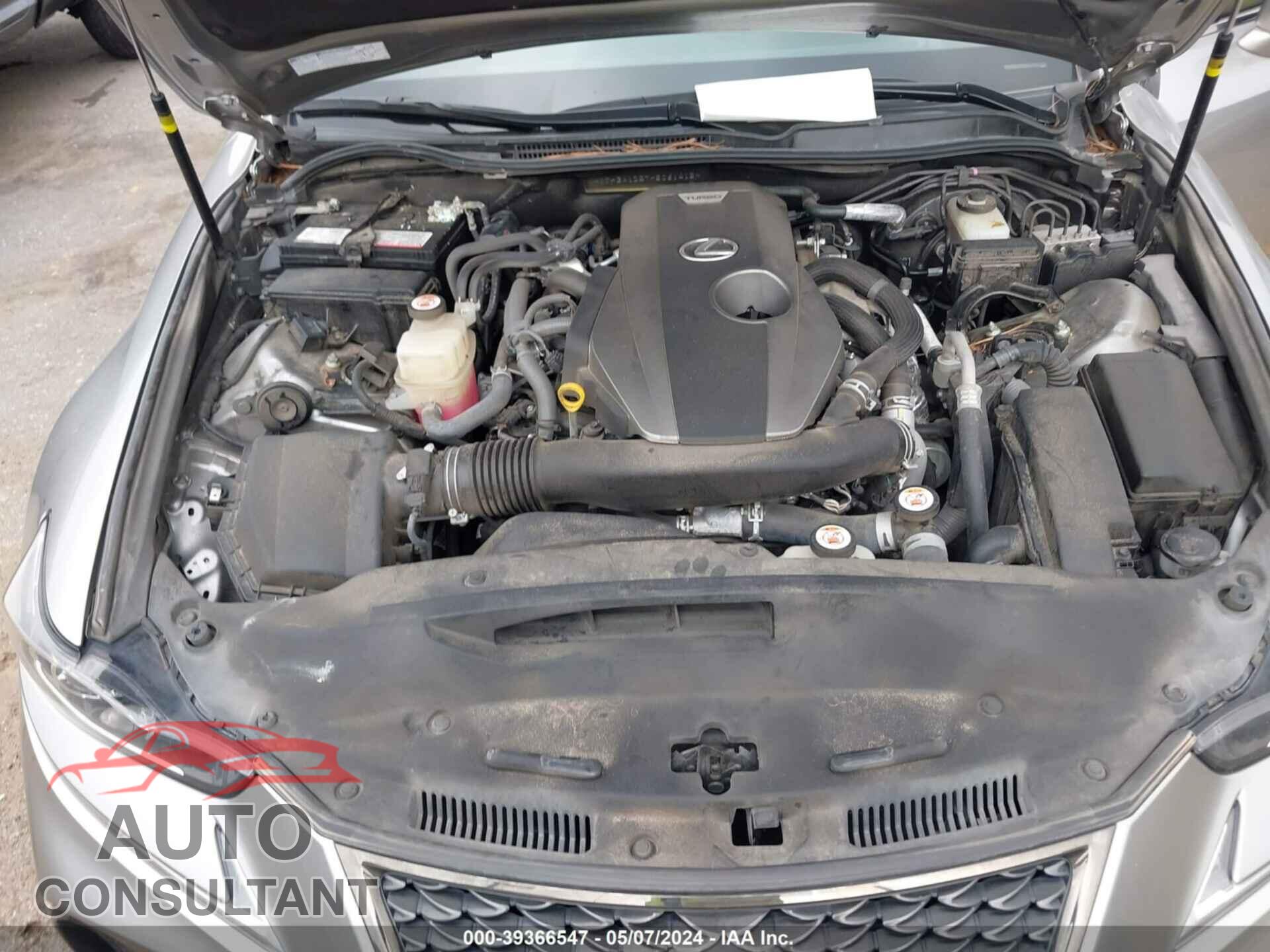 LEXUS IS 2017 - JTHBA1D27H5061415