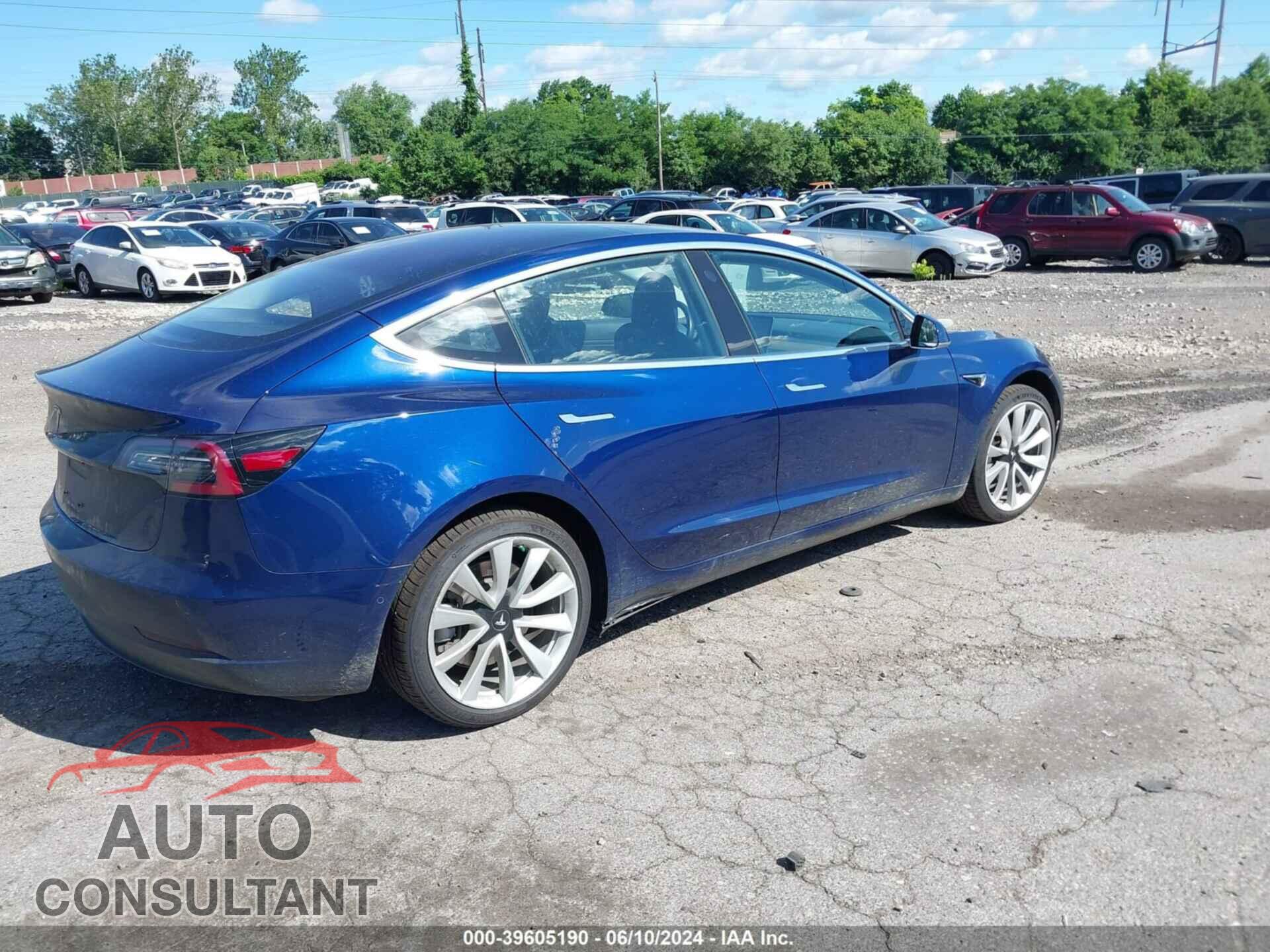 TESLA MODEL 3 2018 - 5YJ3E1EA9JF032972