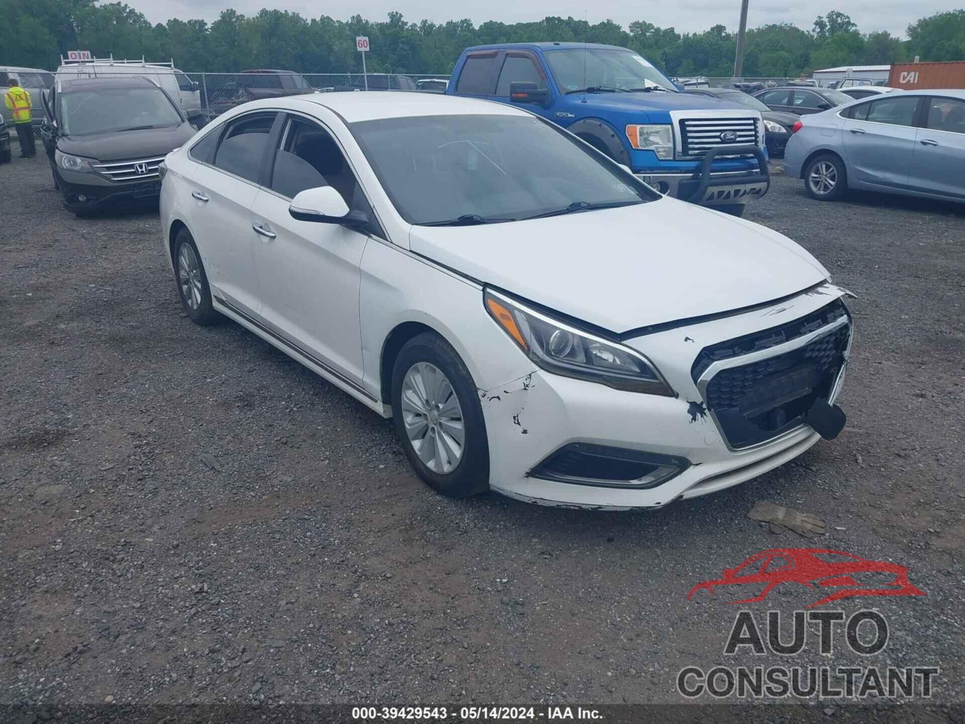 HYUNDAI SONATA HYBRID 2016 - KMHE24L17GA019933