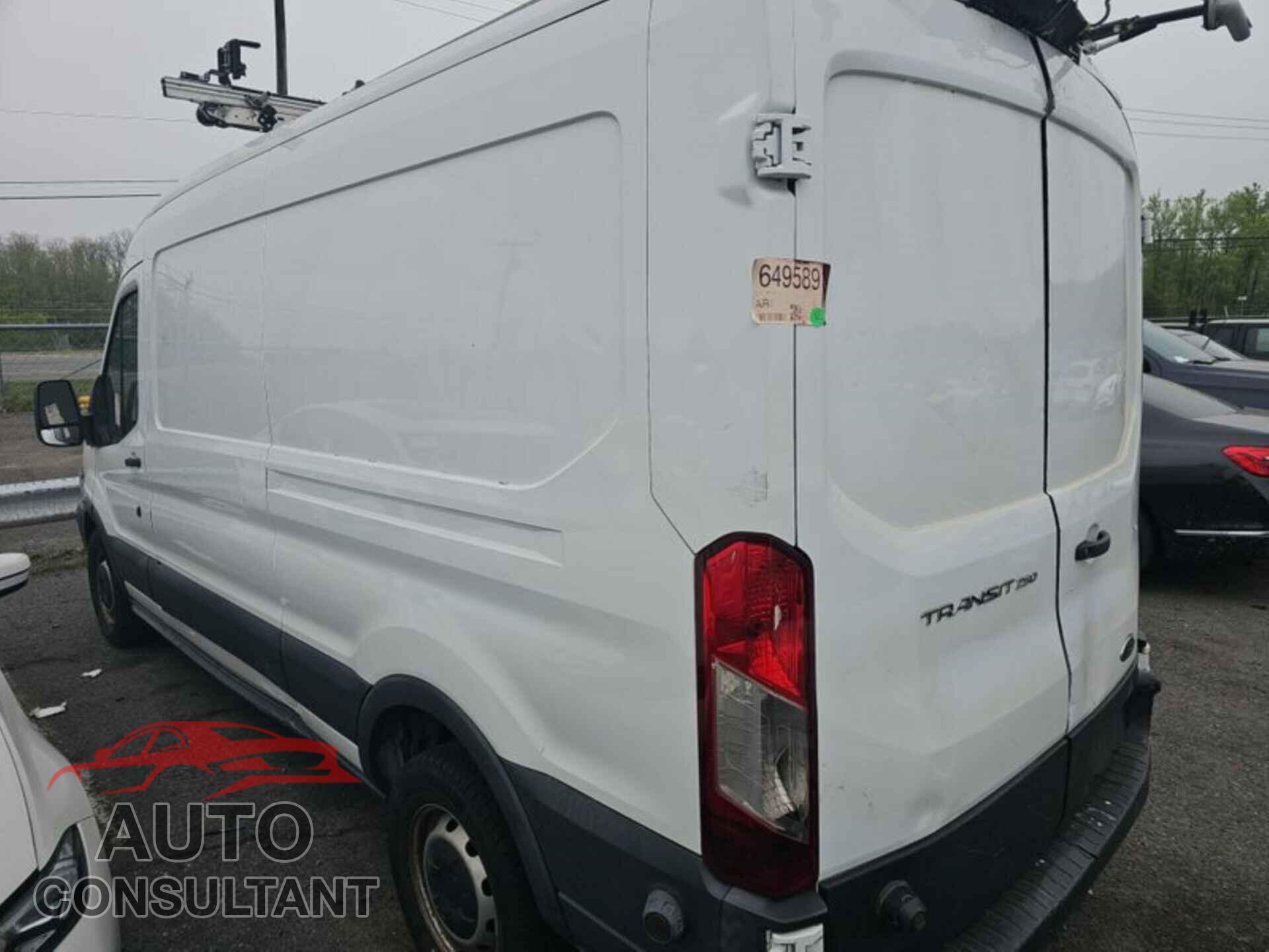 FORD TRANSIT 2018 - 1FTYR2CM1JKB43371