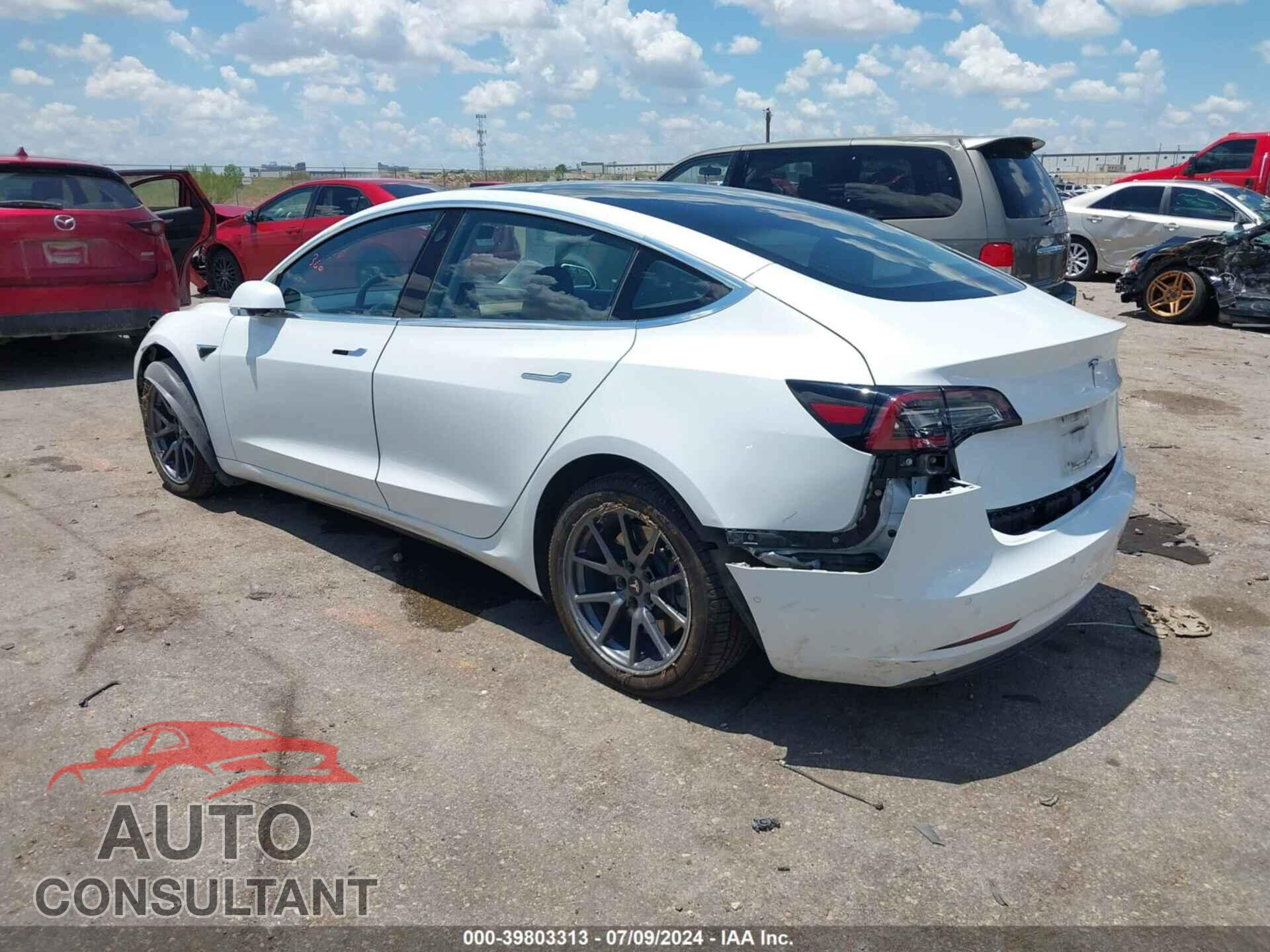 TESLA MODEL 3 2018 - 5YJ3E1EA3JF062758