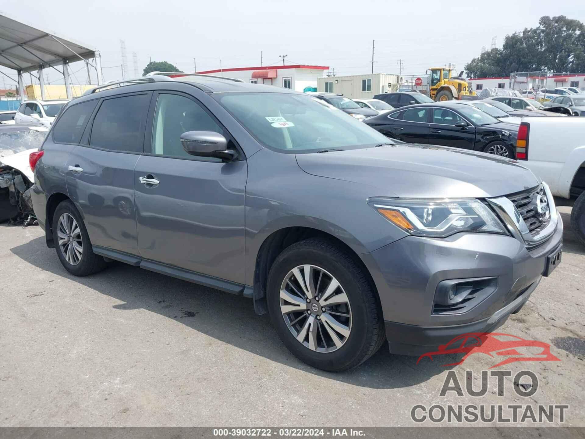 NISSAN PATHFINDER 2018 - 5N1DR2MN1JC660147