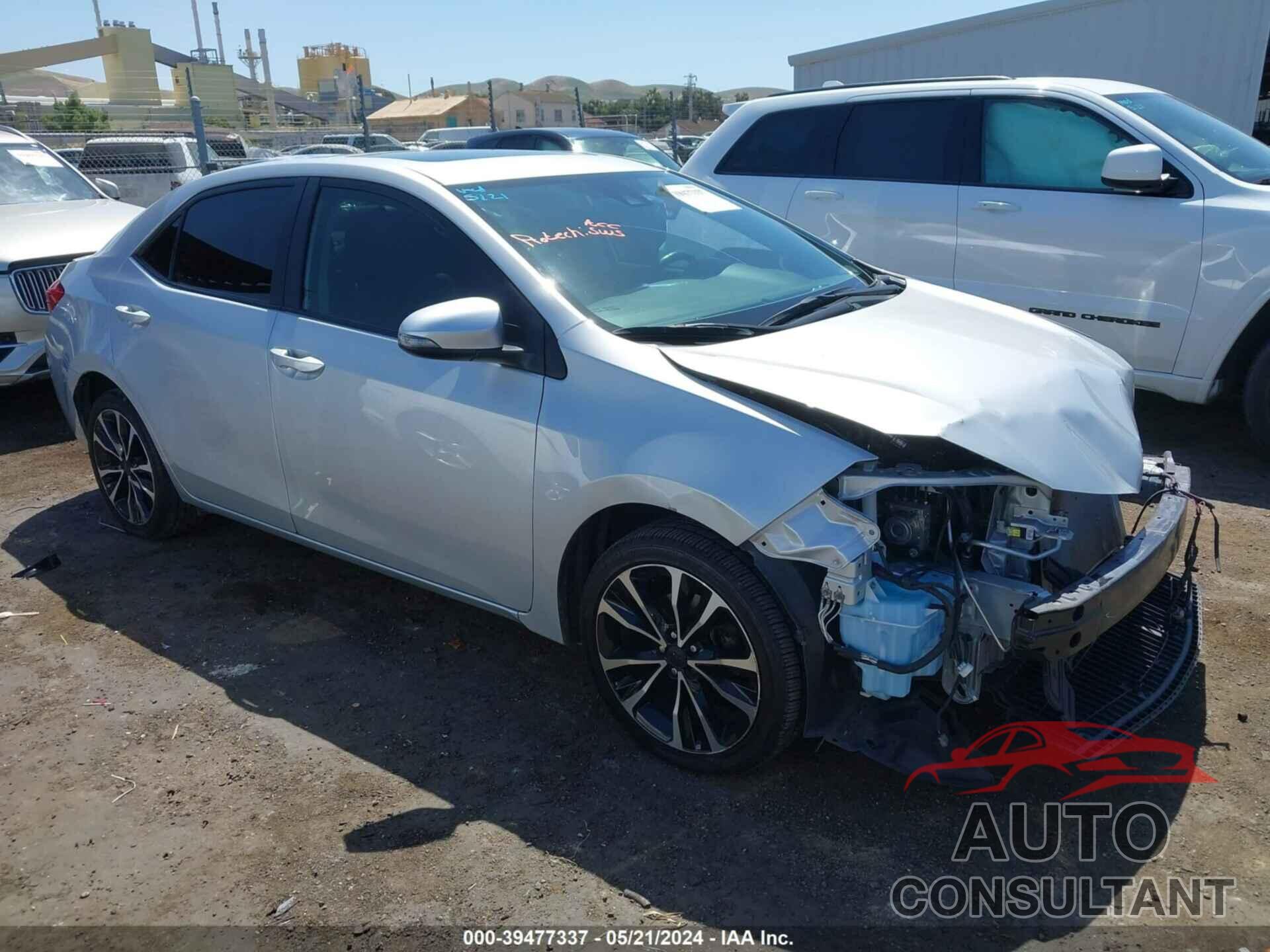 TOYOTA COROLLA 2018 - 2T1BURHE1JC123668