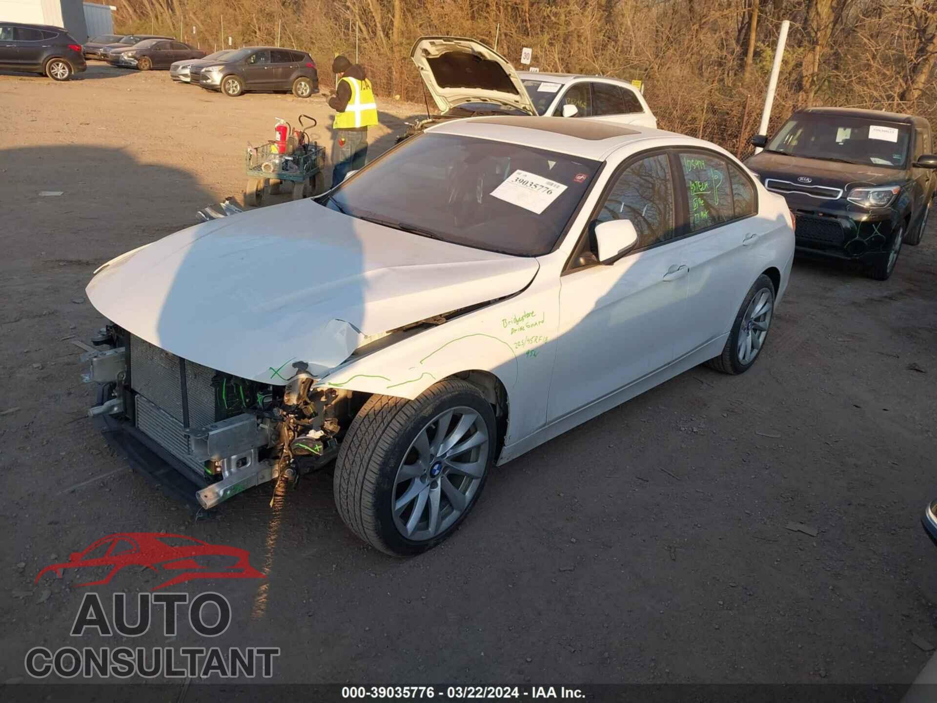 BMW 320I 2017 - WBA8E5G52HNU41367