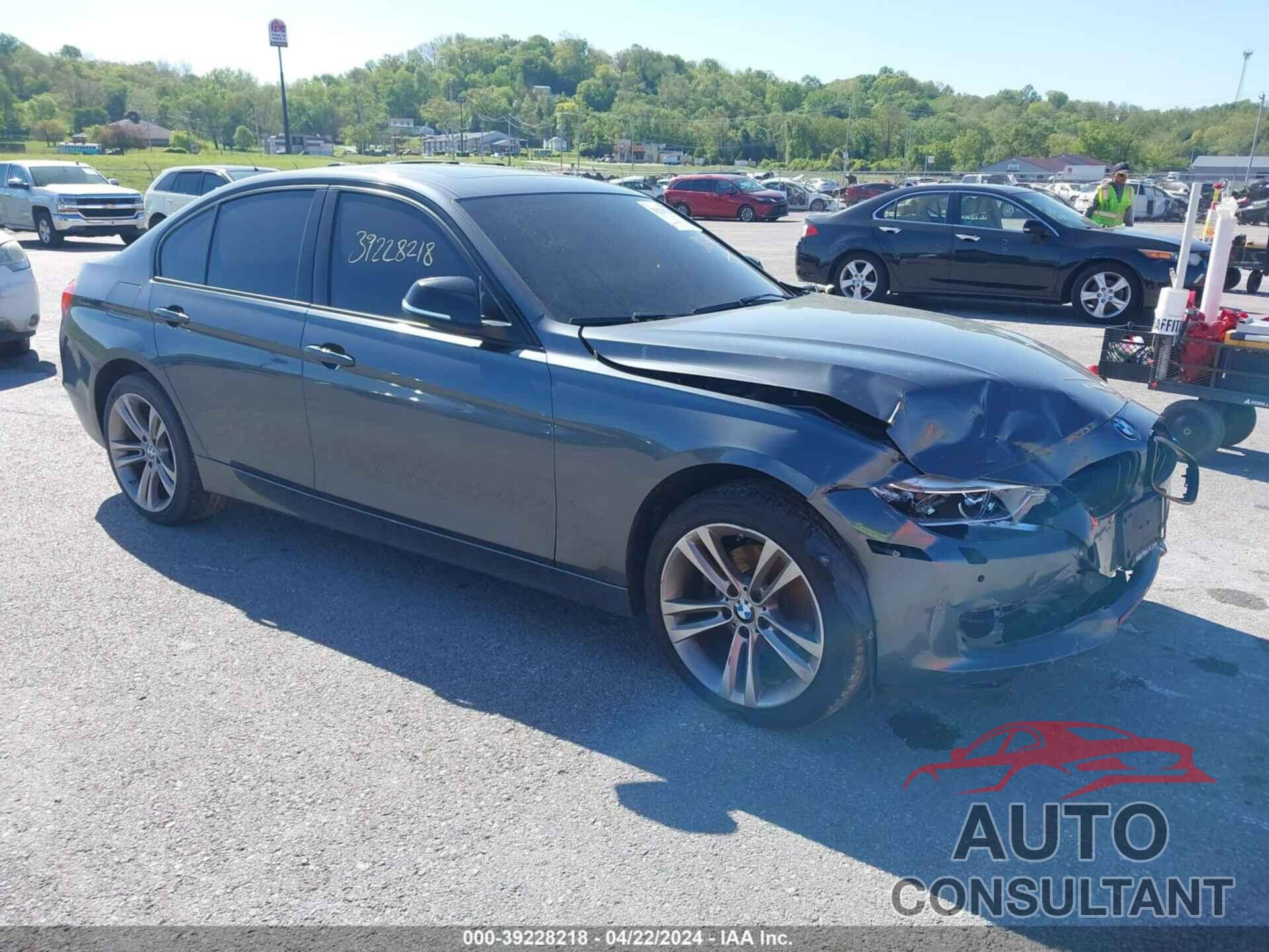 BMW 328I 2015 - WBA3B3G5XFNR88682