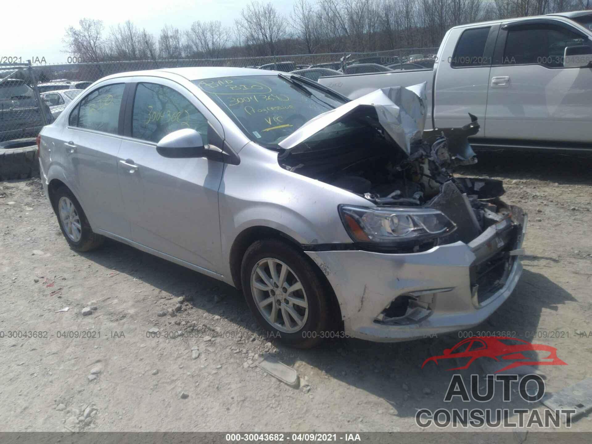 CHEVROLET SONIC 2017 - 1G1JD5SGXH4123625