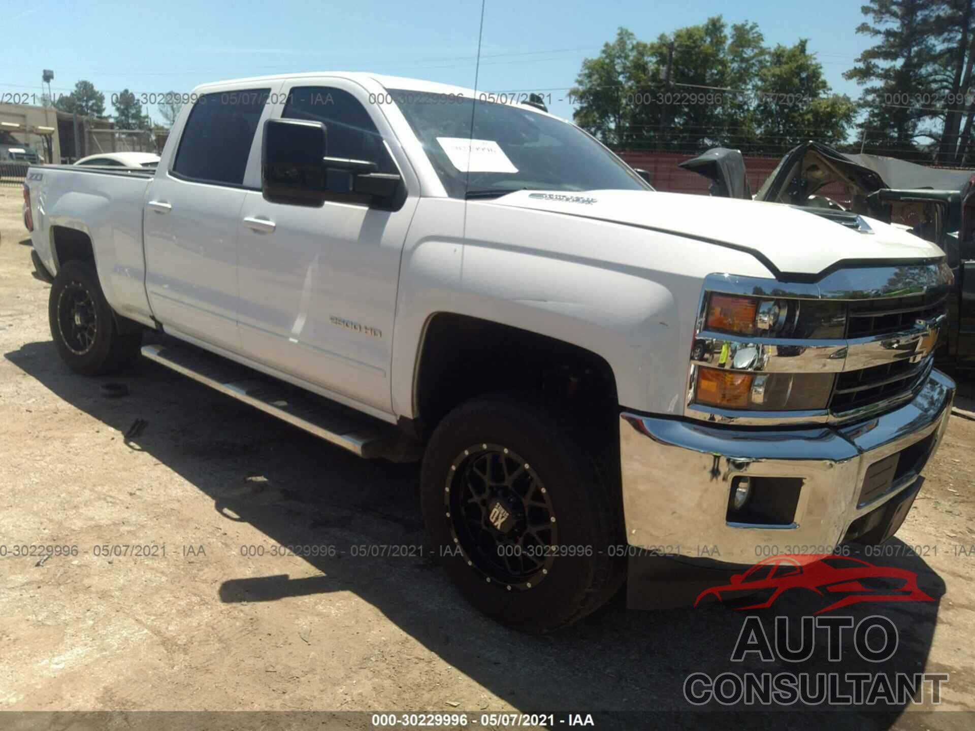 CHEVROLET SILVERADO 2500HD 2018 - 1GC1KVEY2JF247335