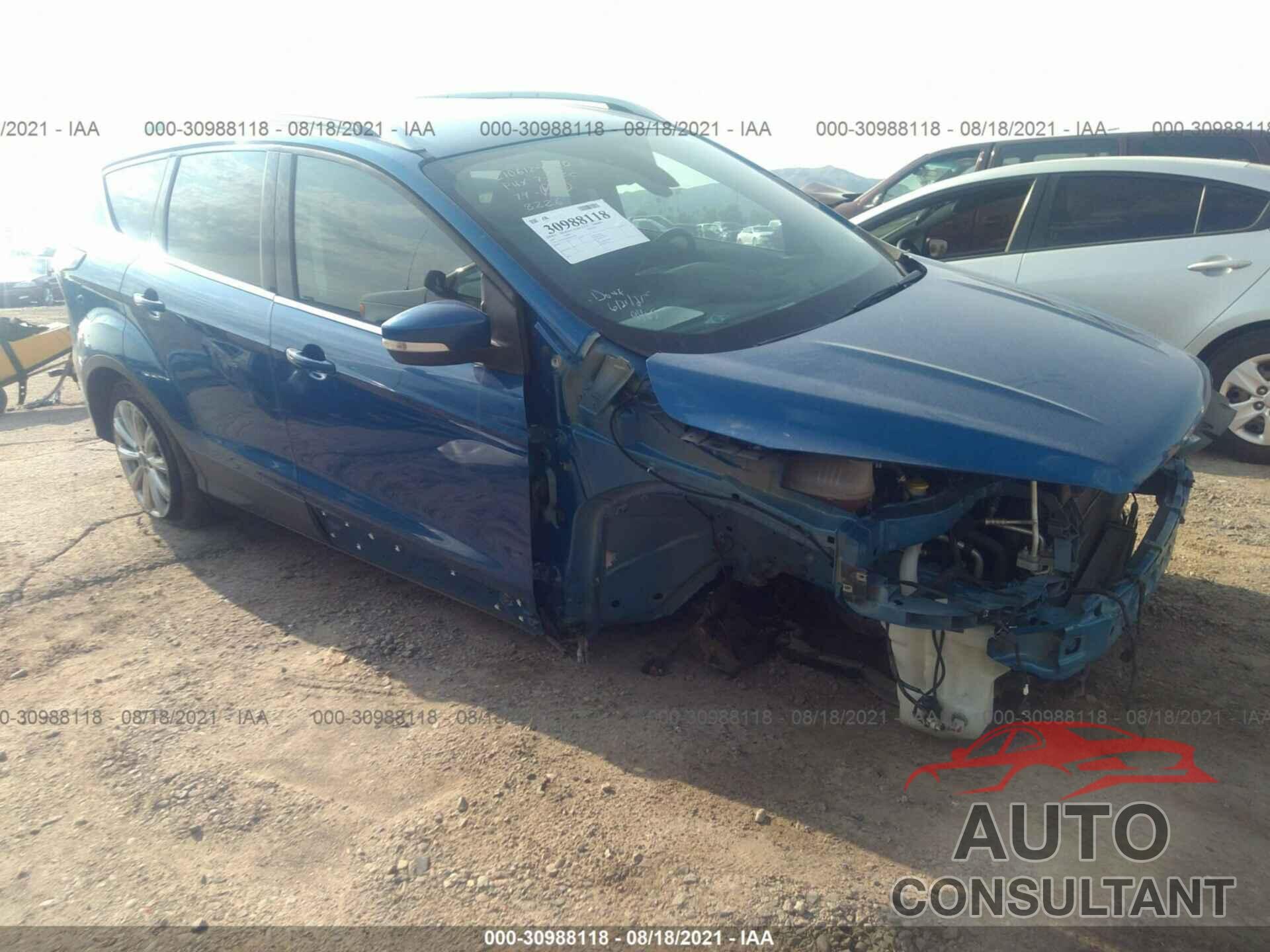 FORD ESCAPE 2017 - 1FMCU0JD7HUE38226