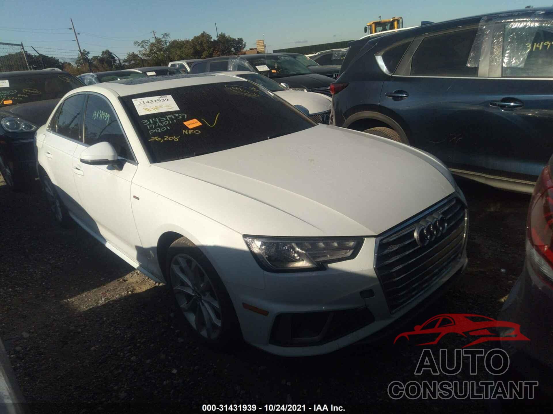 AUDI A4 2019 - WAUDNAF42KA037712