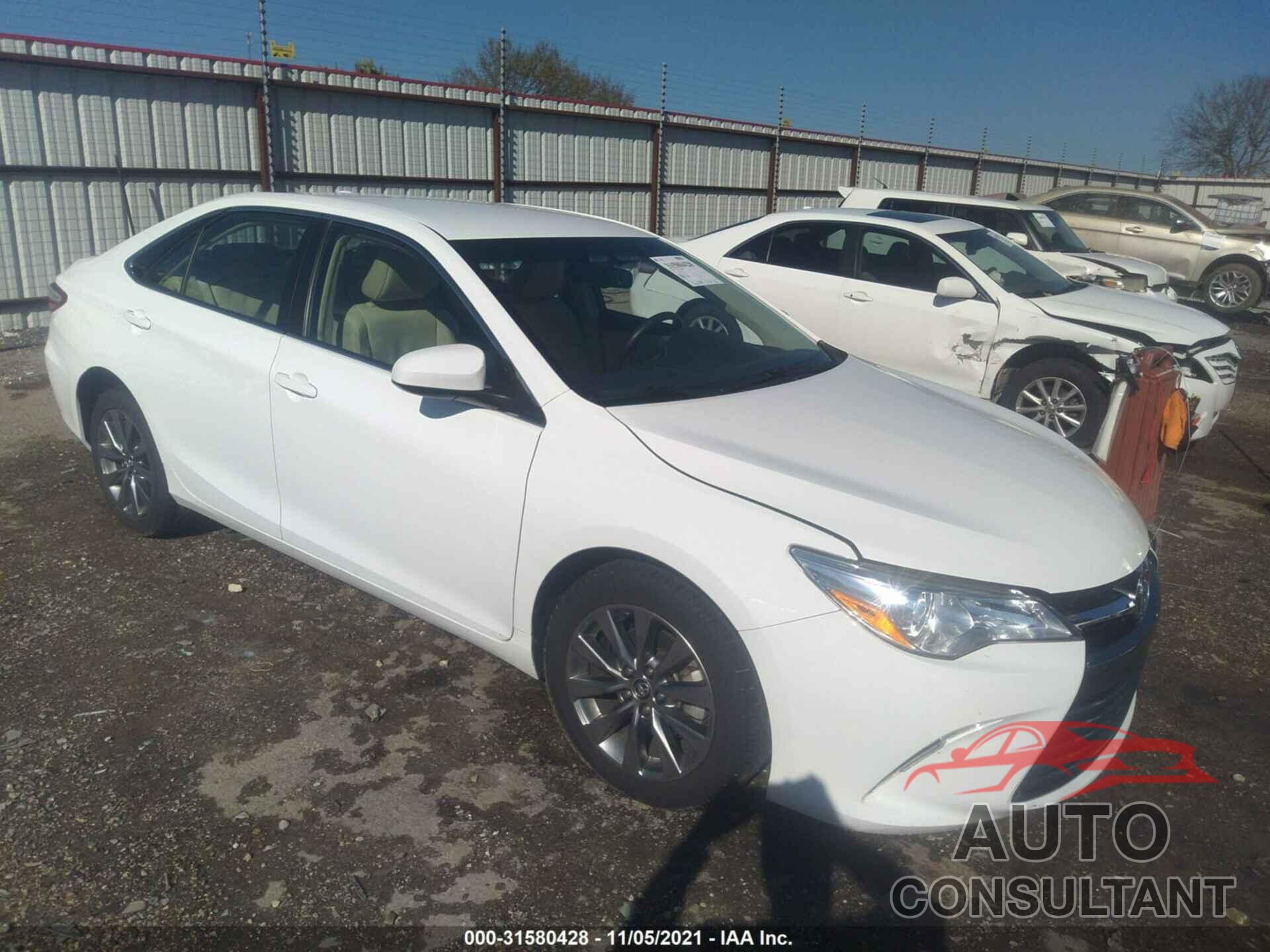 TOYOTA CAMRY 2016 - 4T4BF1FK3GR557432