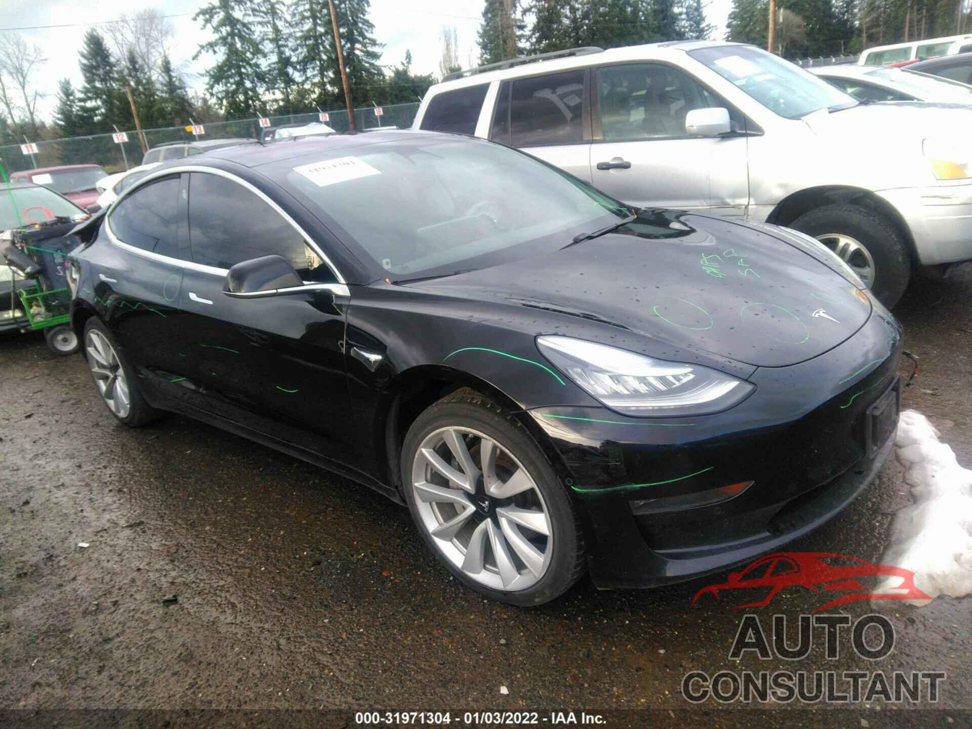 TESLA MODEL 3 2018 - 5YJ3E1EA1JF017530