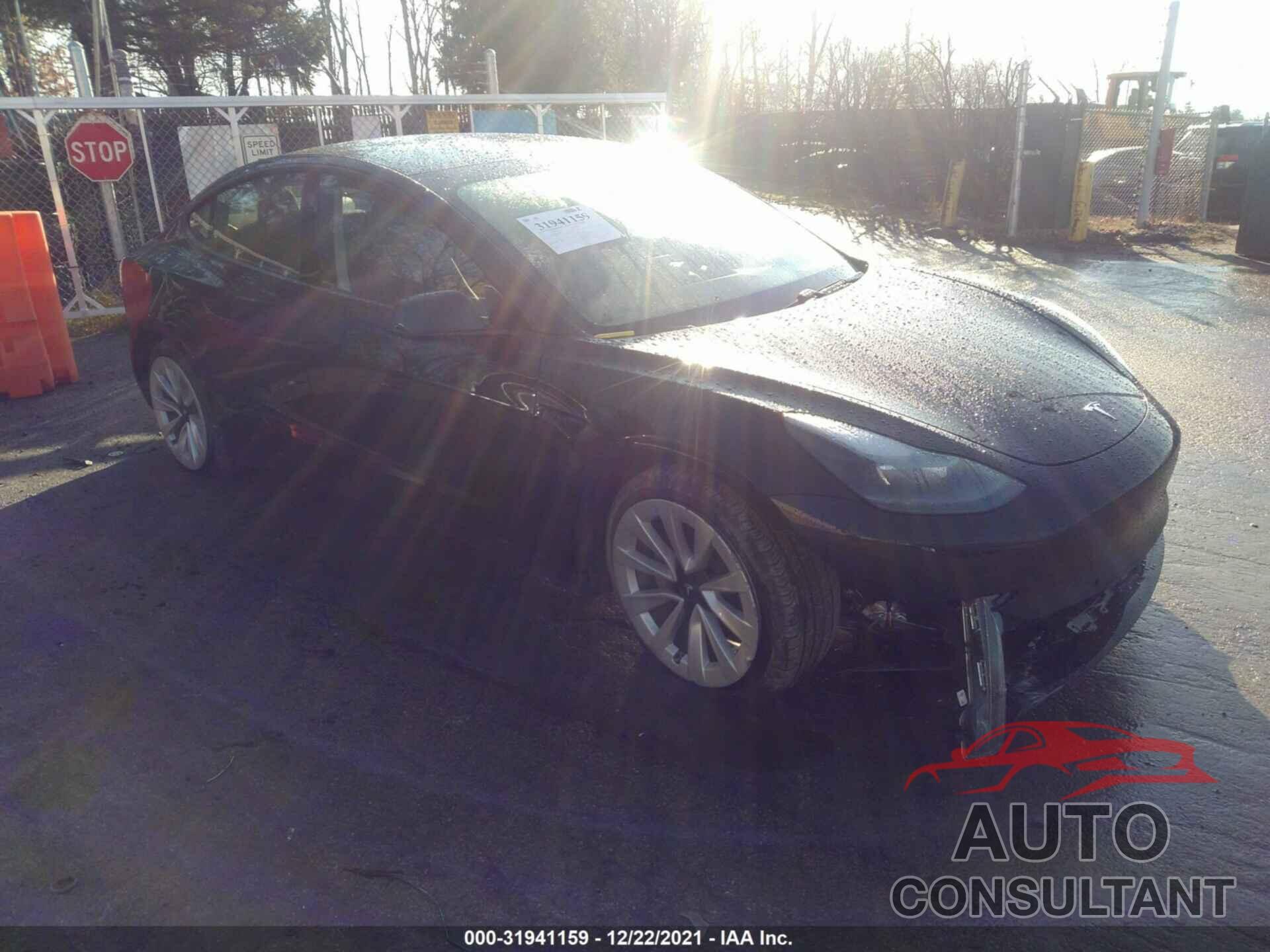 TESLA MODEL 3 2021 - 5YJ3E1EB1MF044384
