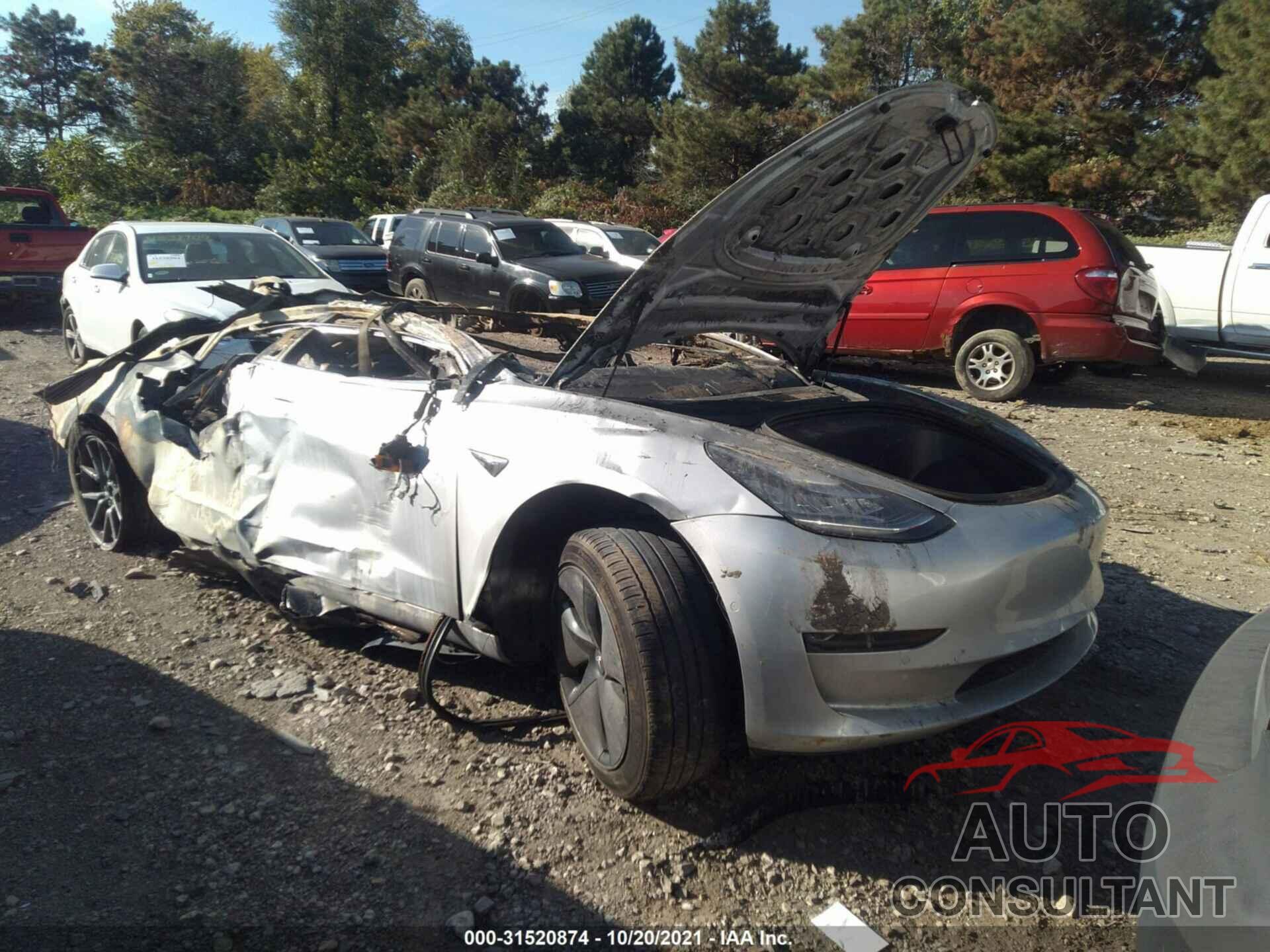 TESLA MODEL 3 2018 - 5YJ3E1EA0JF038739