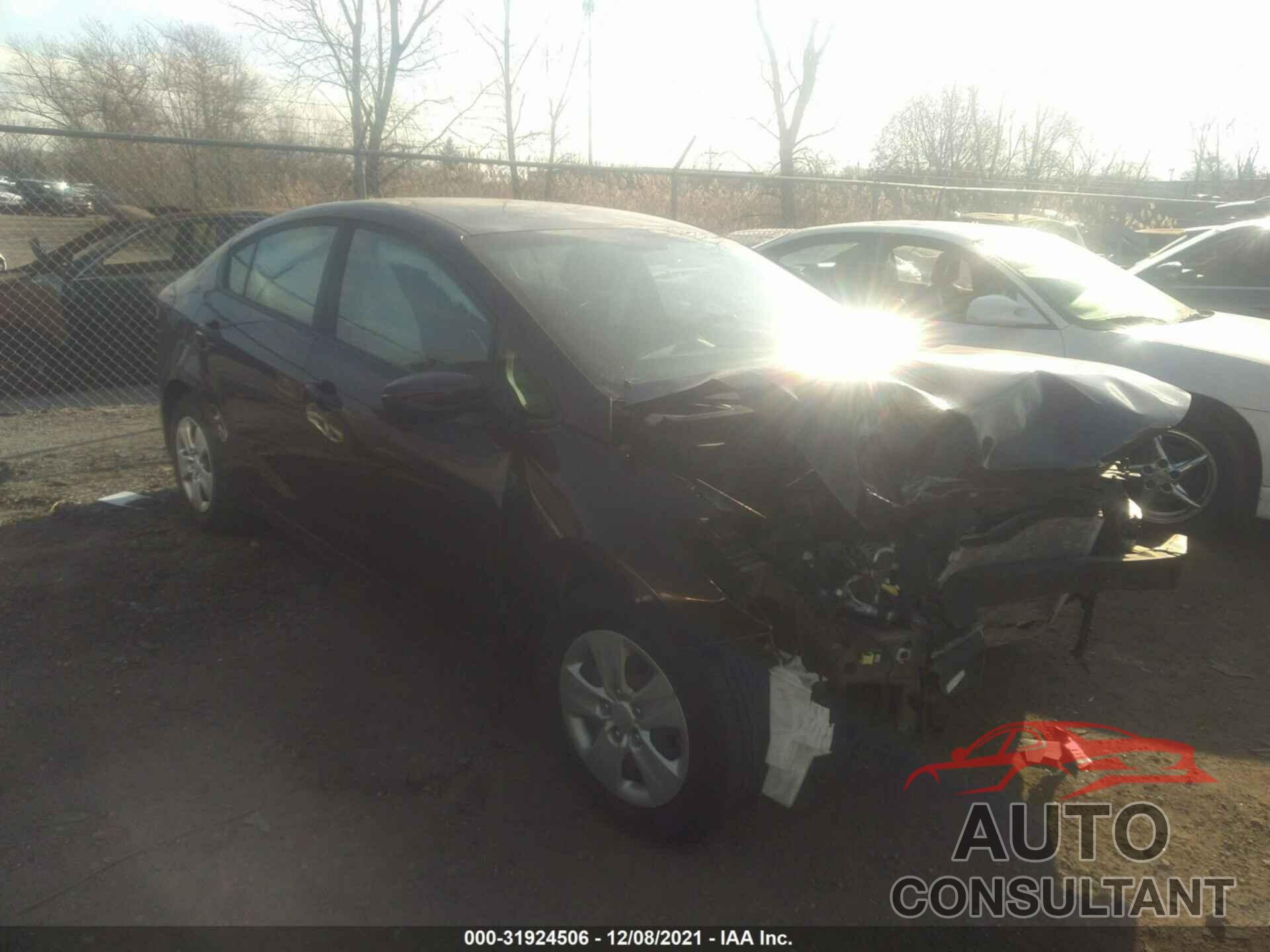 KIA FORTE 2017 - 3KPFK4A72HE018977