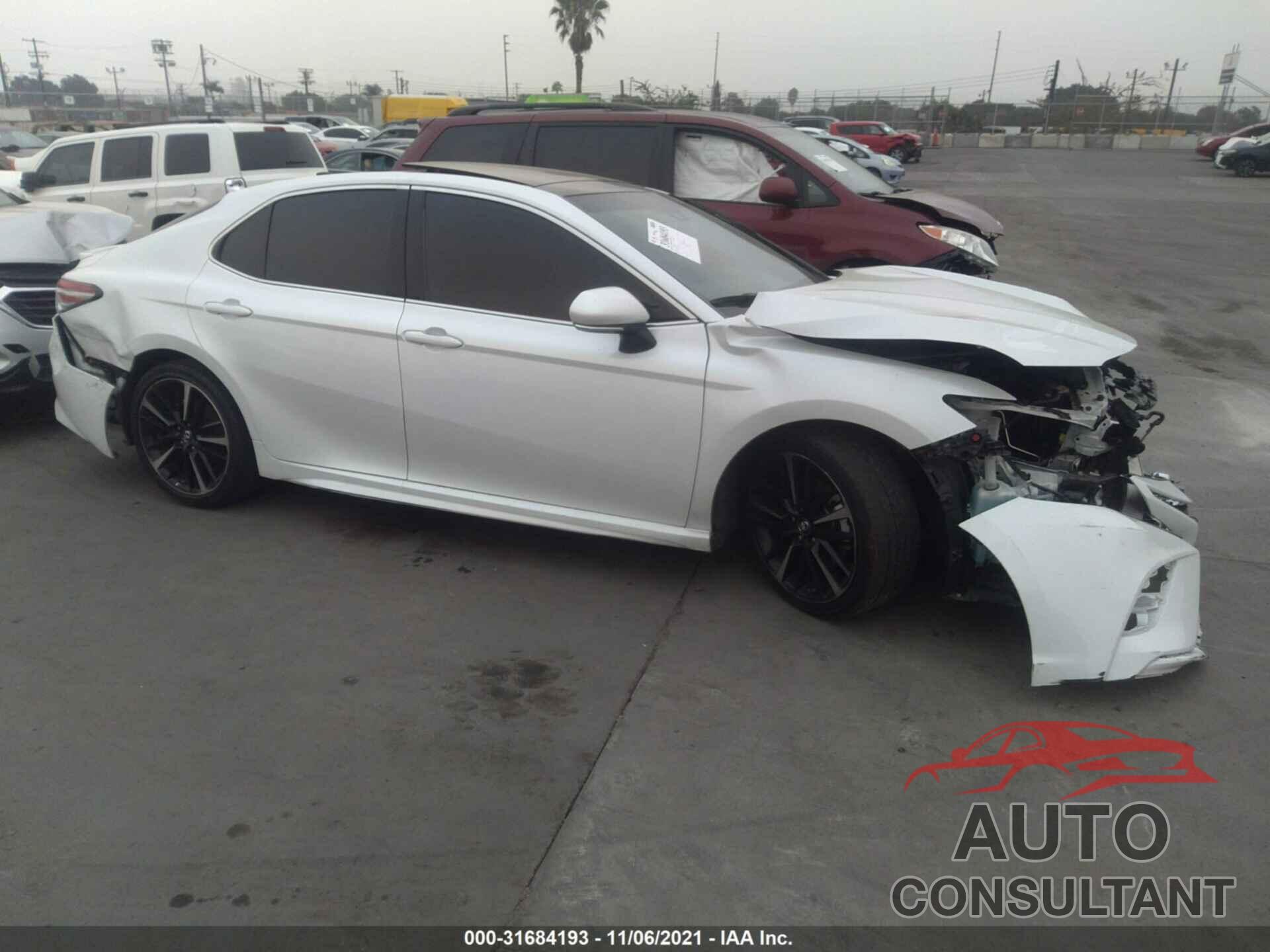 TOYOTA CAMRY 2019 - 4T1B61HKXKU743498