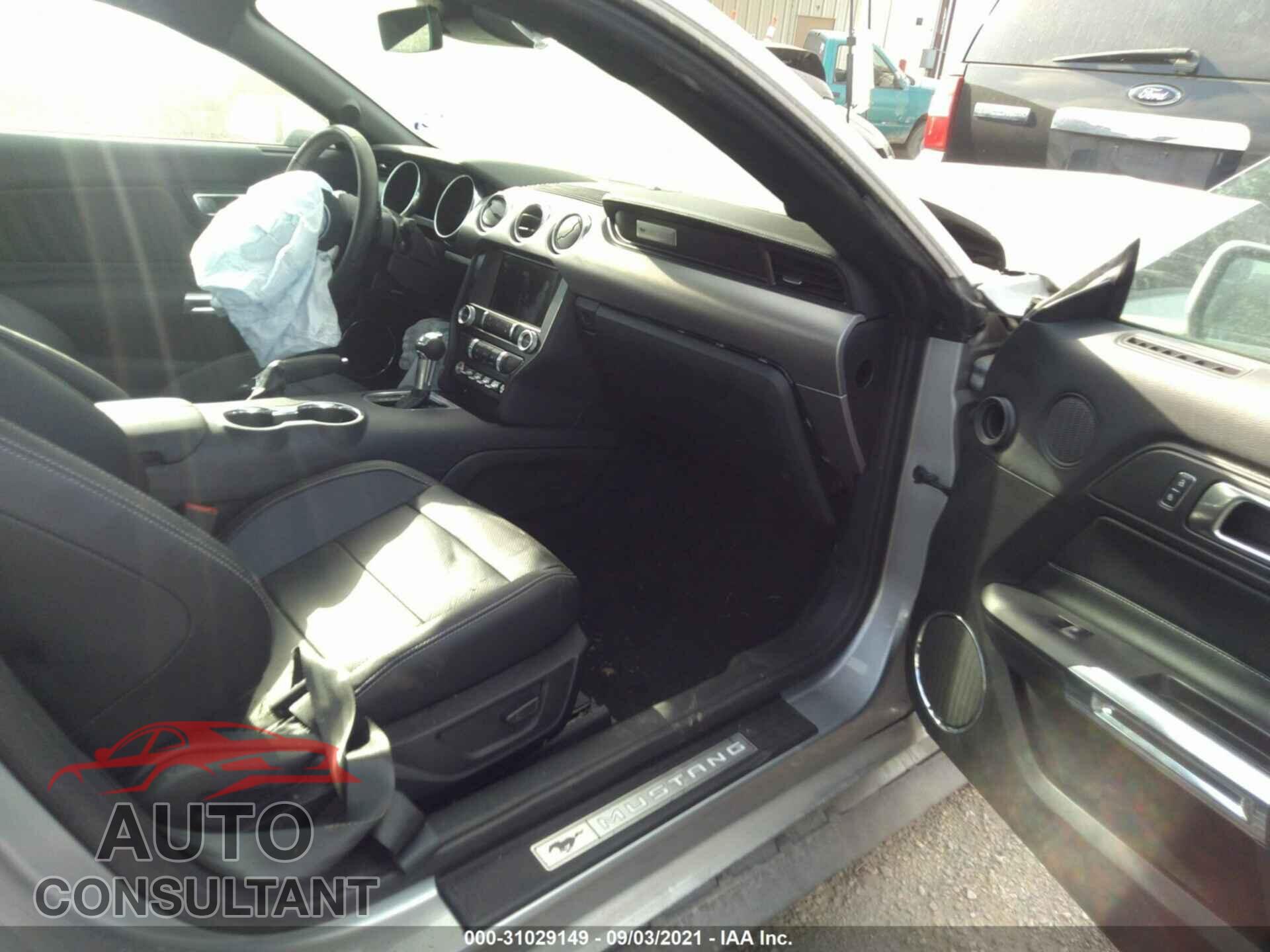 FORD MUSTANG 2021 - 1FA6P8CF2M5113869
