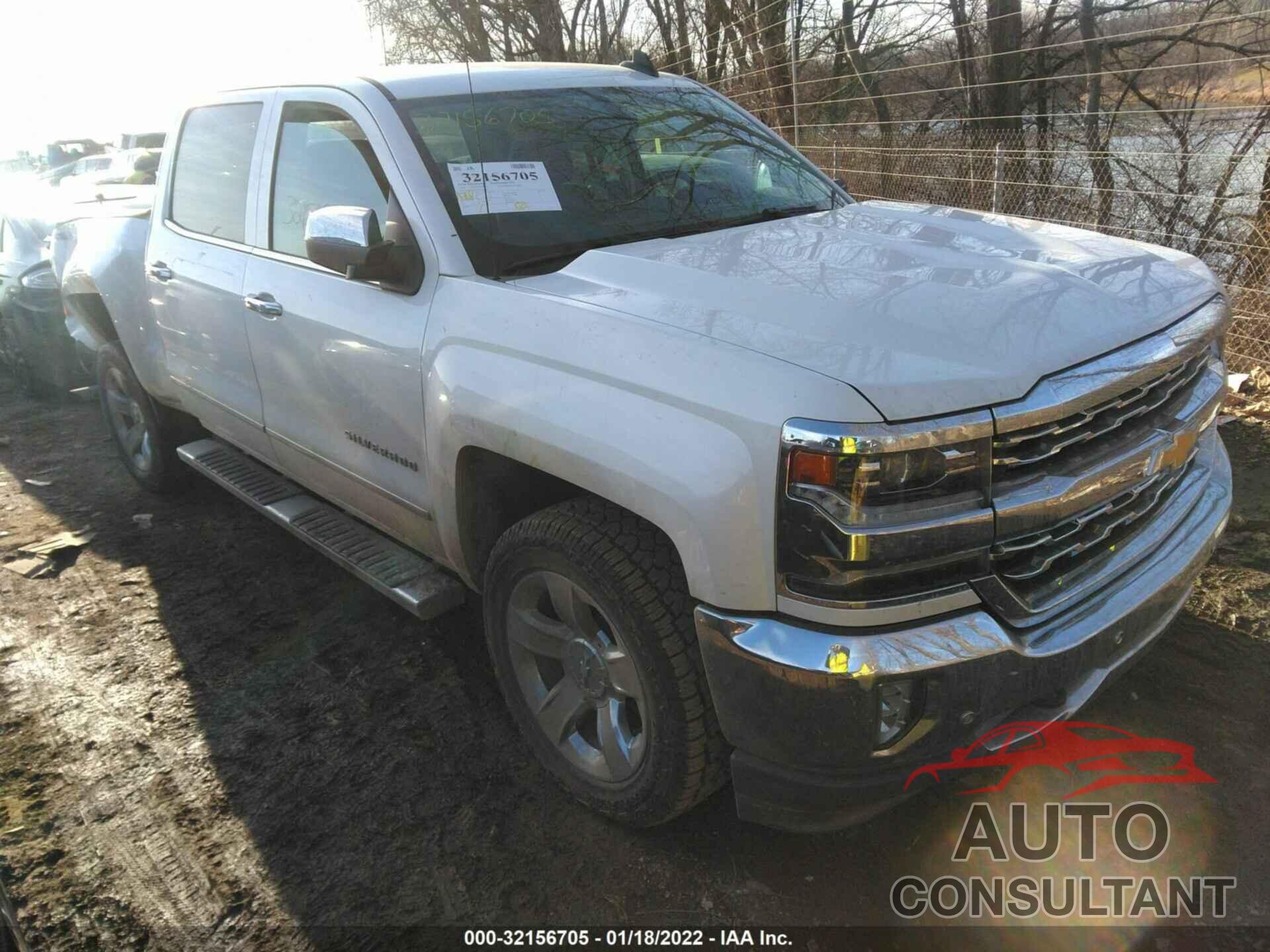 CHEVROLET SILVERADO 1500 2018 - 3GCUKSEC5JG351798