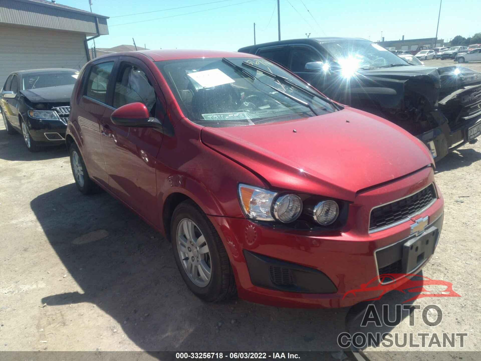 CHEVROLET SONIC 2016 - 1G1JC6SH7G4164049