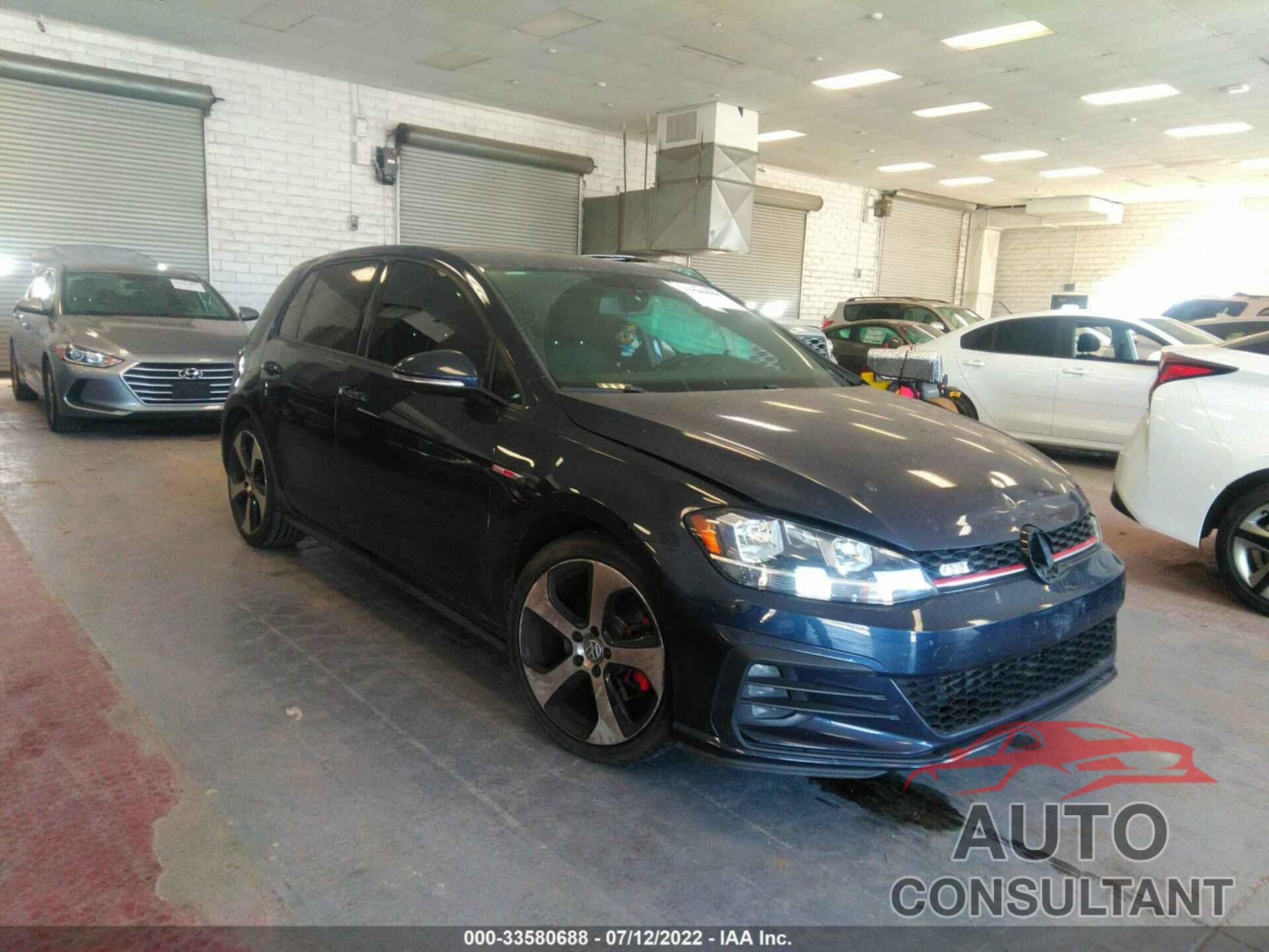 VOLKSWAGEN GOLF GTI 2018 - 3VW447AU7JM265557