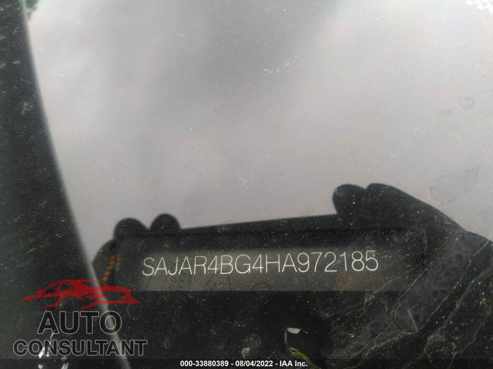 JAGUAR XE 2017 - SAJAR4BG4HA972185