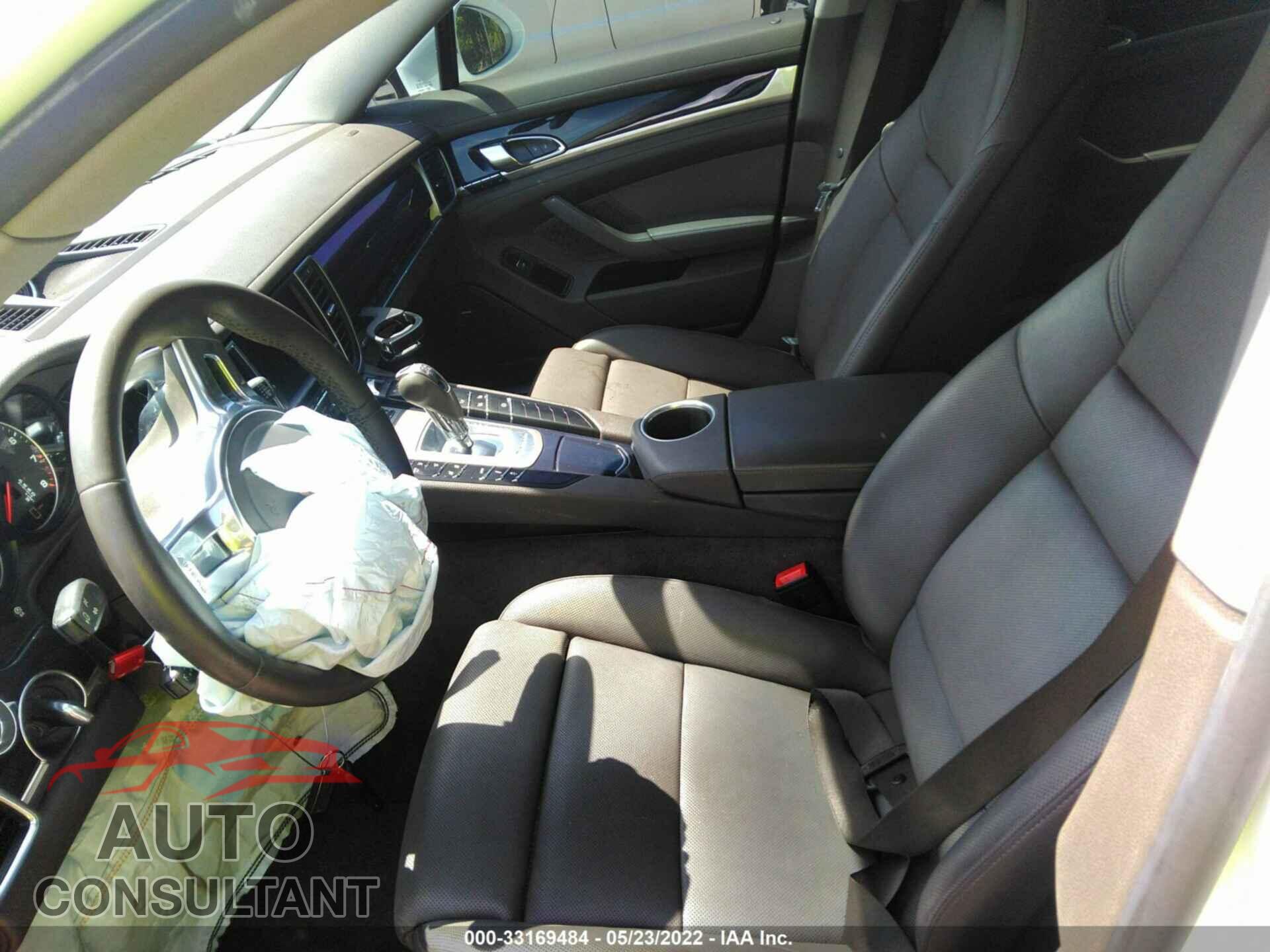 PORSCHE PANAMERA 2016 - WP0AA2A70GL006642