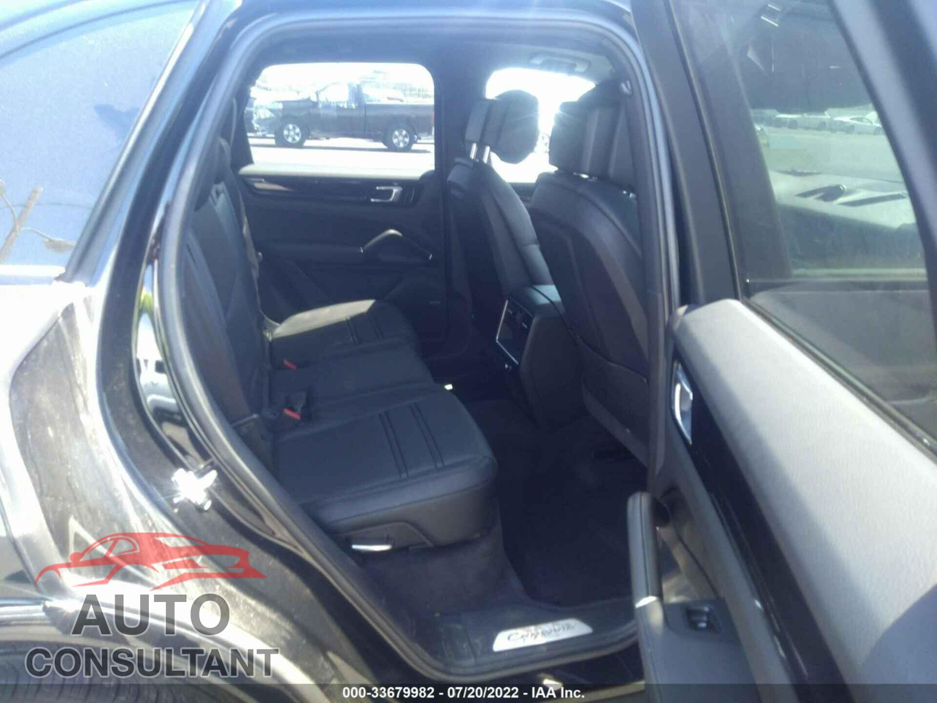 PORSCHE CAYENNE 2021 - WP1AA2AY6MDA04584