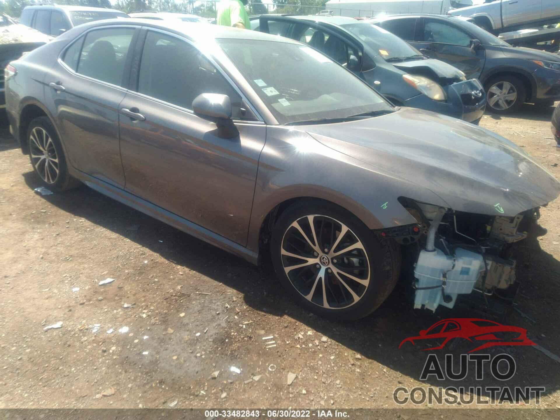 TOYOTA CAMRY 2020 - 4T1G11AK7LU386927