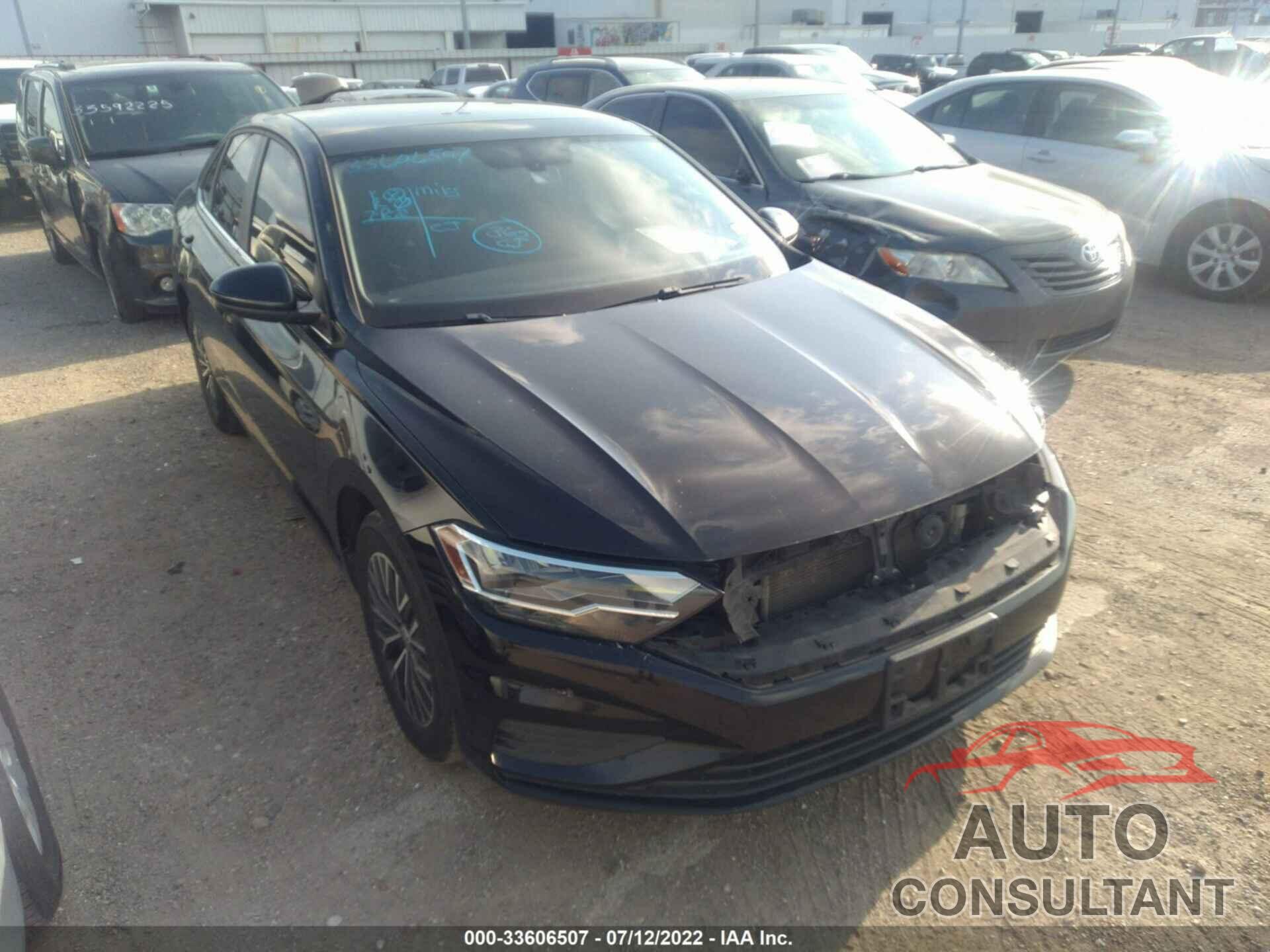 VOLKSWAGEN JETTA 2019 - 3VWC57BU2KM159221