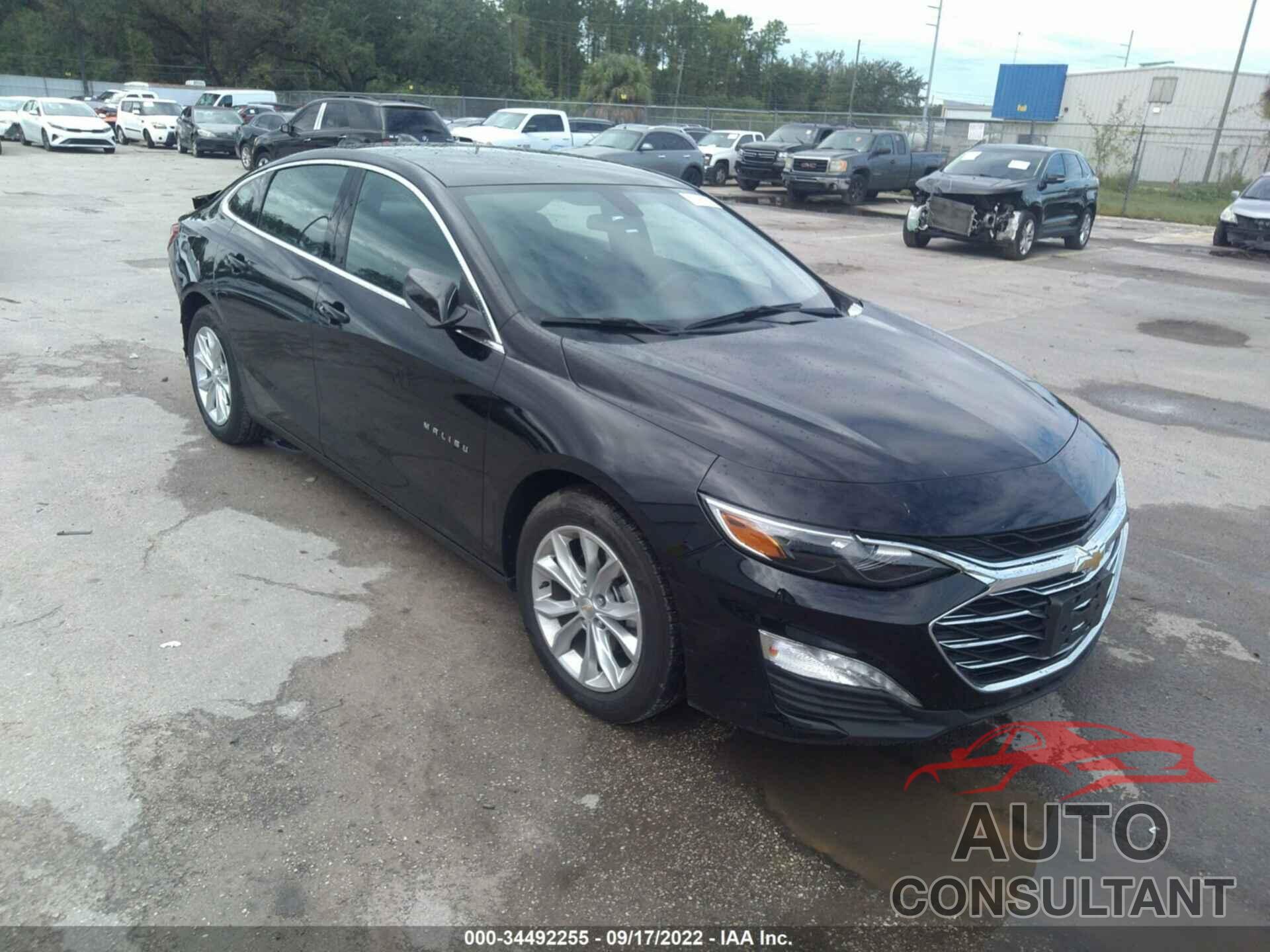 CHEVROLET MALIBU 2022 - 1G1ZD5ST2NF140533