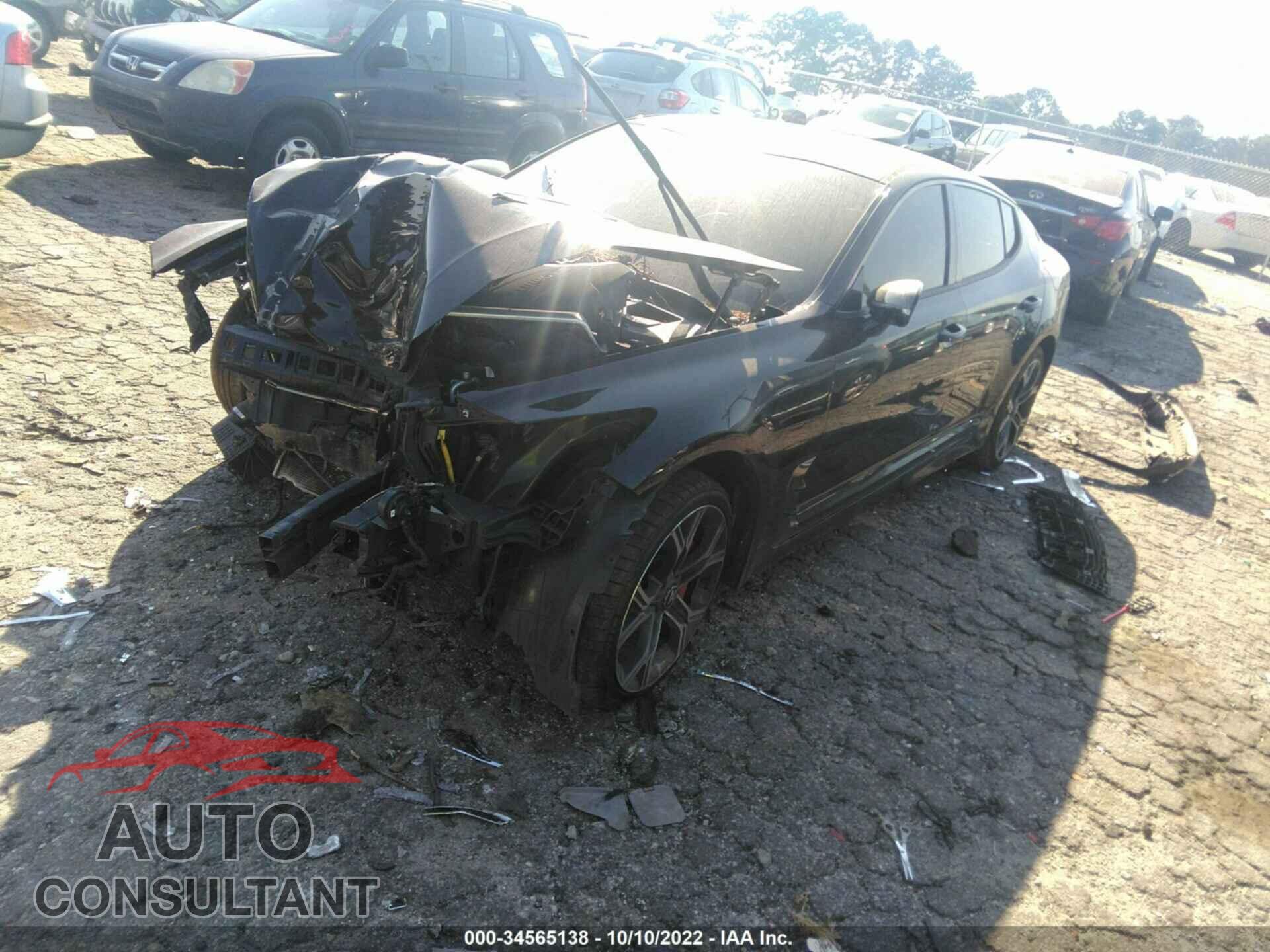 KIA STINGER 2018 - KNAE35LC6J6030468