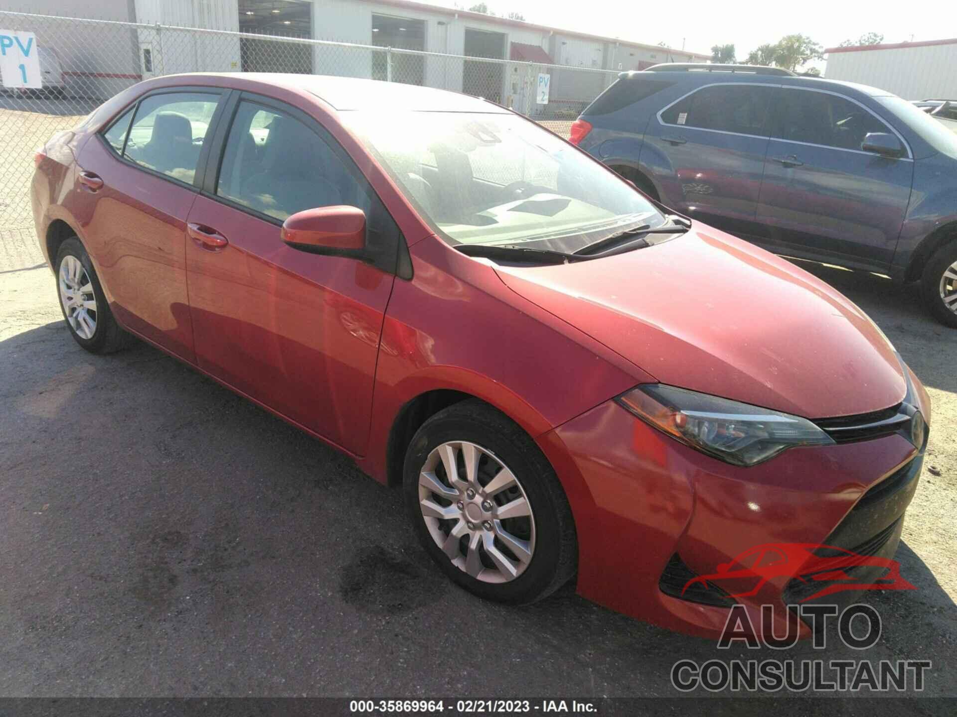 TOYOTA COROLLA 2018 - 5YFBURHE5JP816307