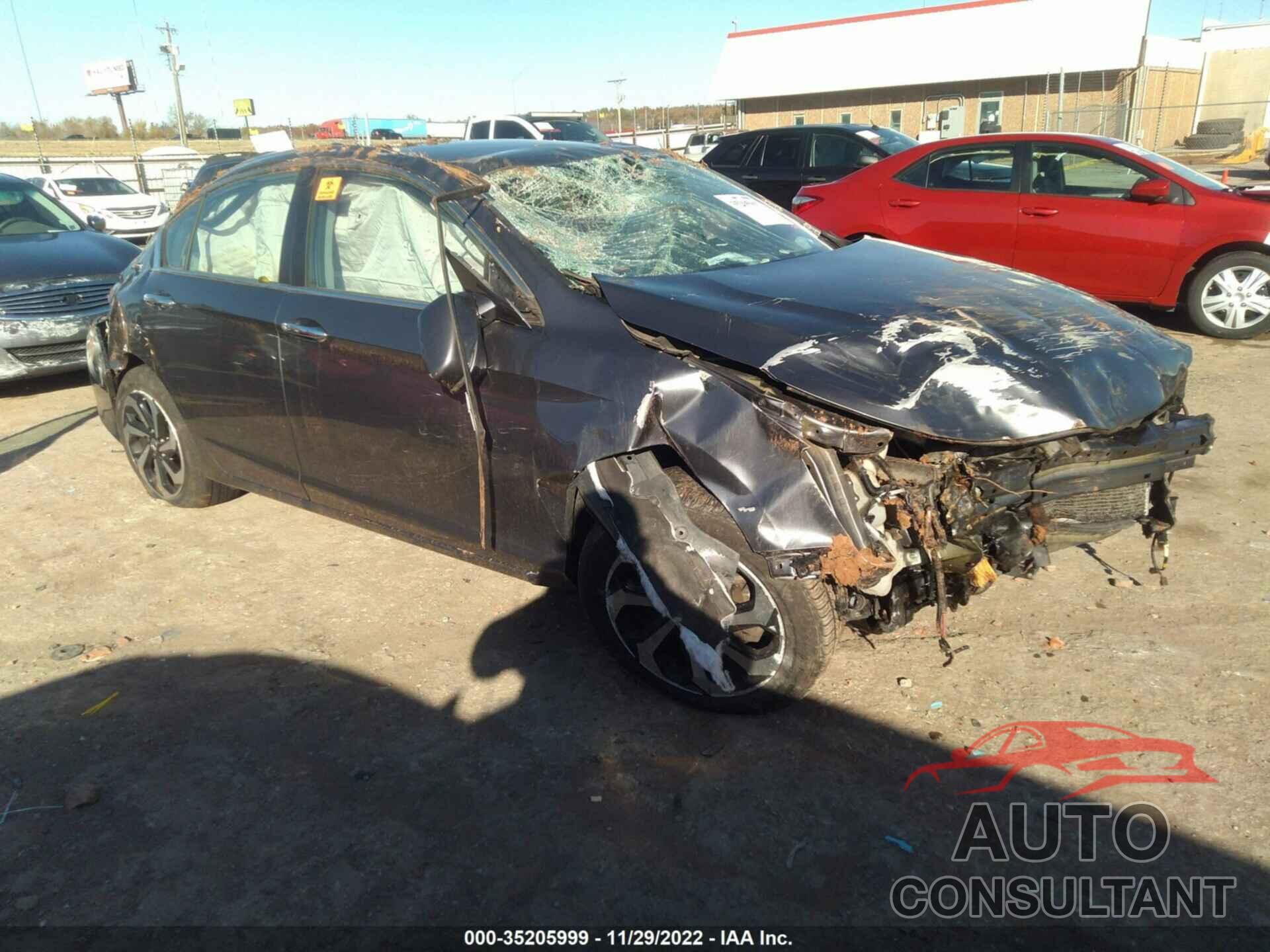 HONDA ACCORD SEDAN 2016 - 1HGCR2F83GA175294