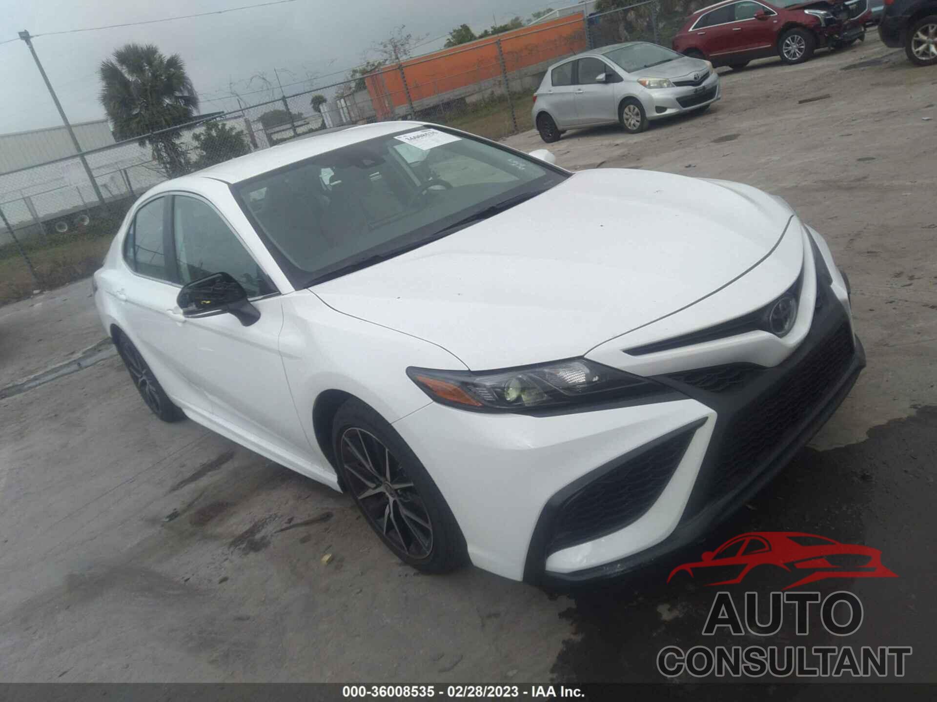 TOYOTA CAMRY 2022 - 4T1G11AK8NU073095