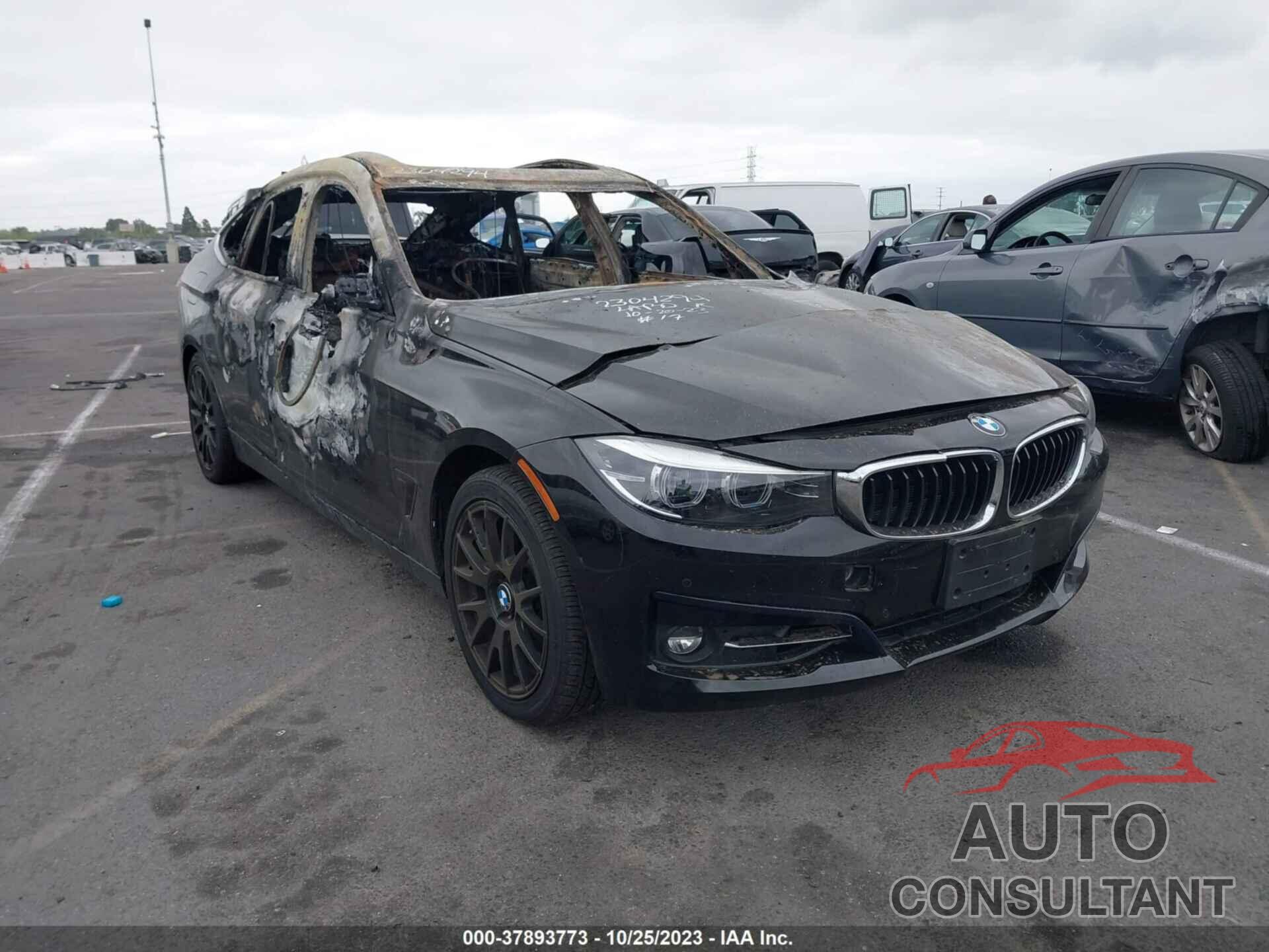 BMW 3 SERIES 2017 - WBA8Z9C36HG826984