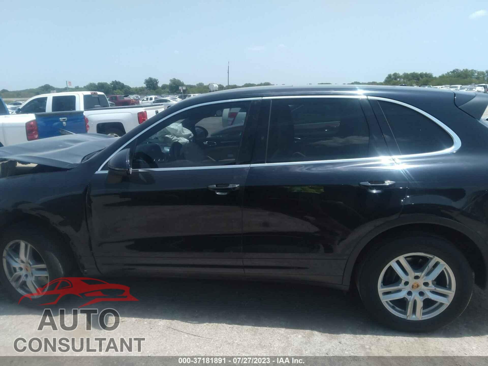 PORSCHE CAYENNE 2017 - WP1AA2A29HKA87487