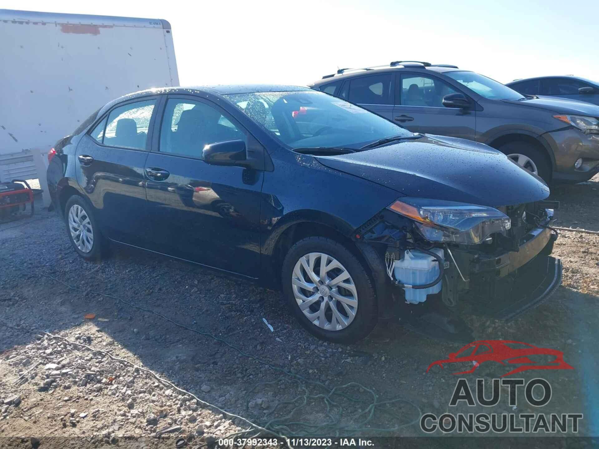 TOYOTA COROLLA 2018 - 5YFBURHE2JP788692