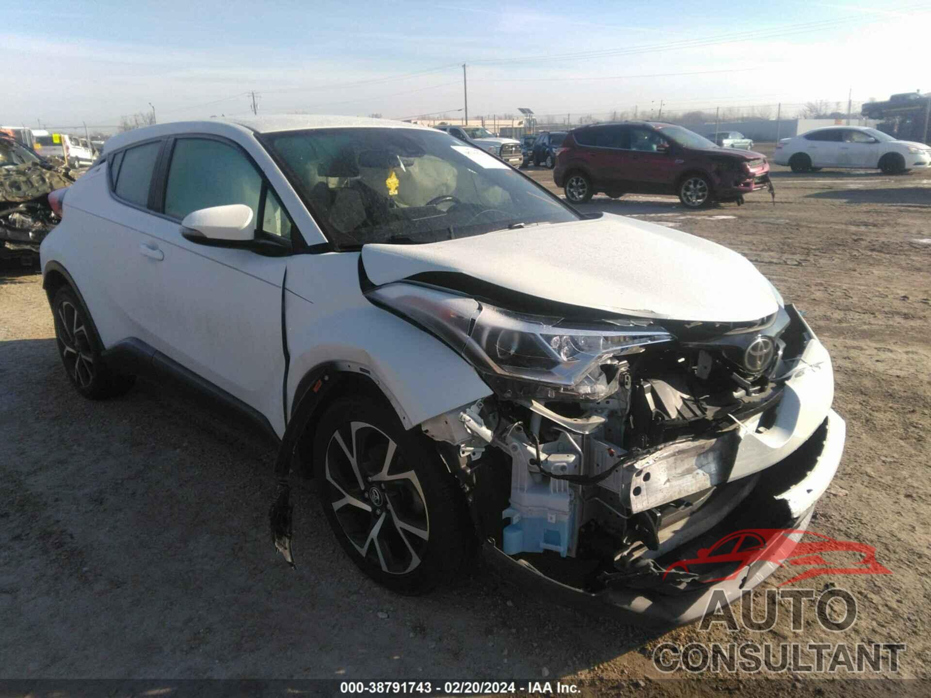 TOYOTA C-HR 2018 - NMTKHMBX7JR030936