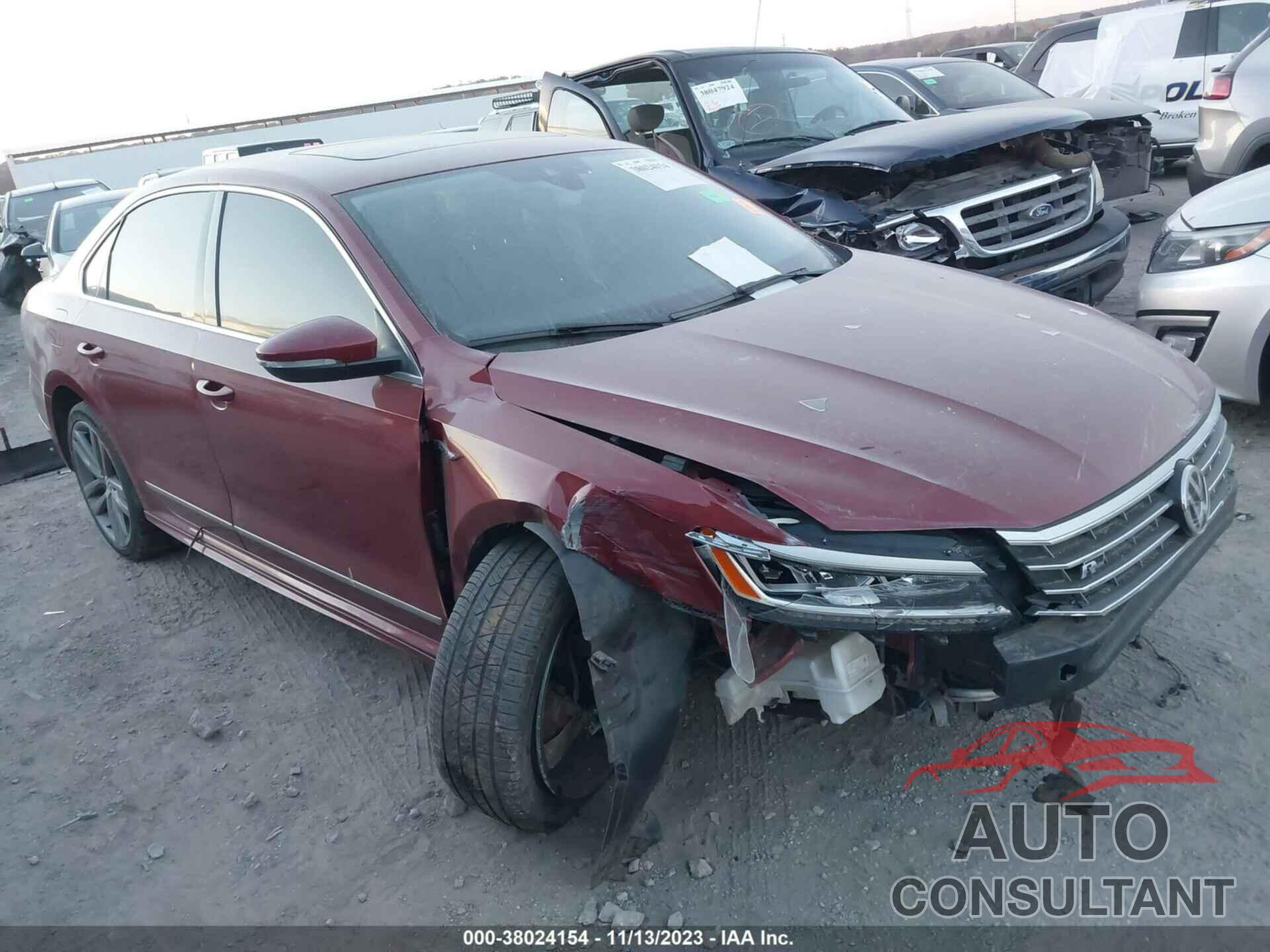 VOLKSWAGEN PASSAT 2019 - 1VWMA7A38KC011603