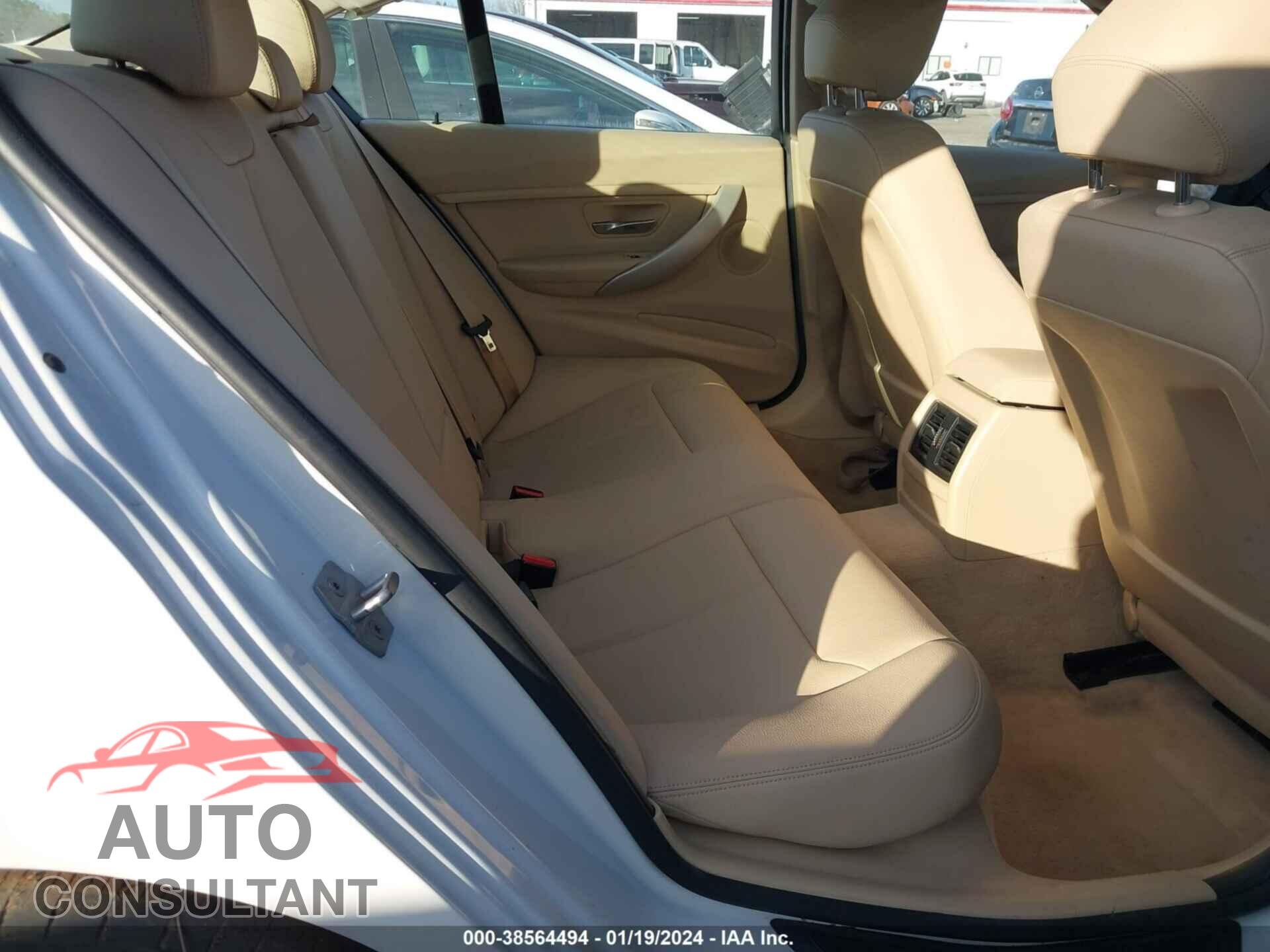 BMW 320 2016 - WBA8E5G56GNU20844