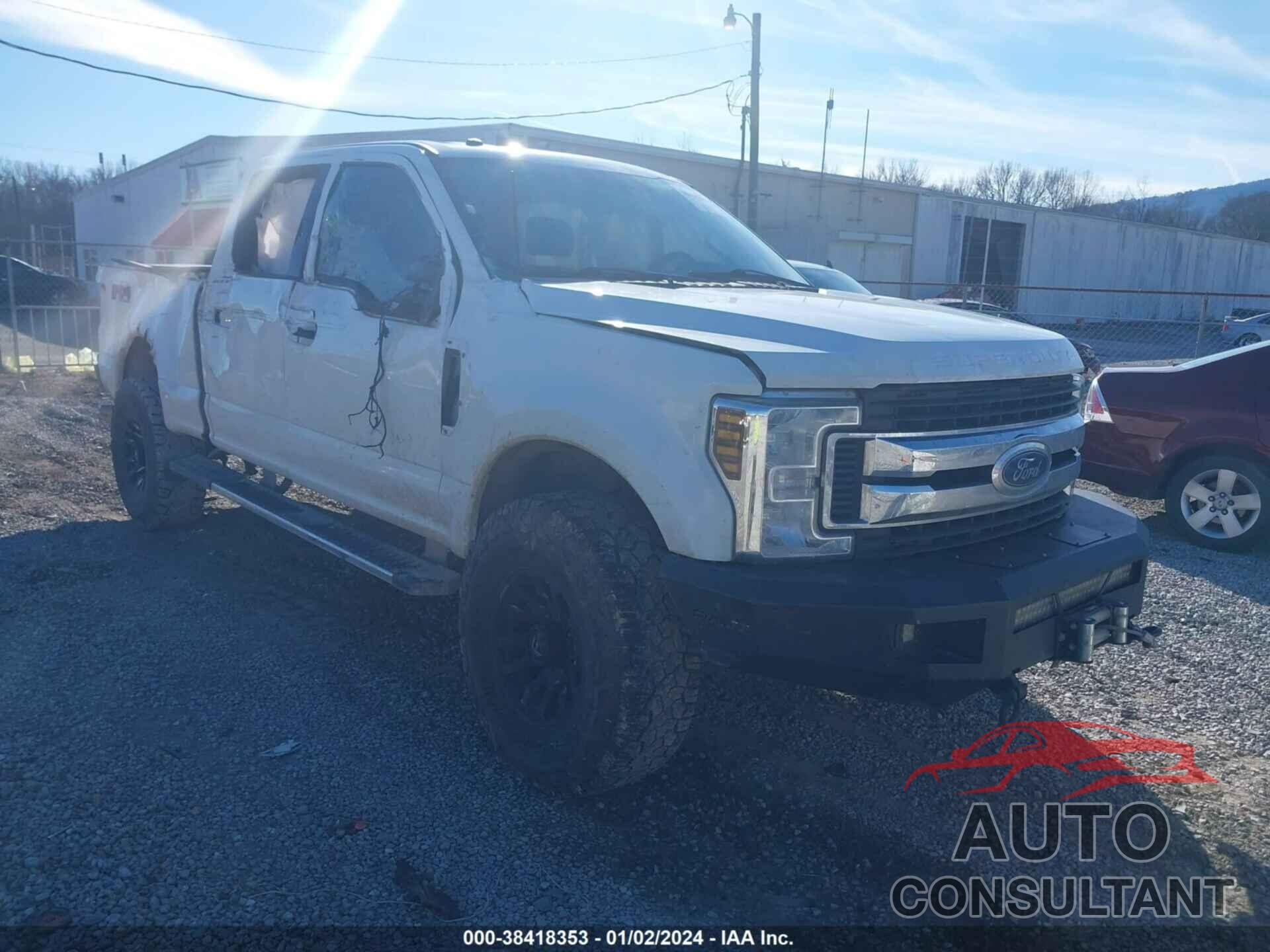 FORD F-250 2018 - 1FT7W2B63JEB04528