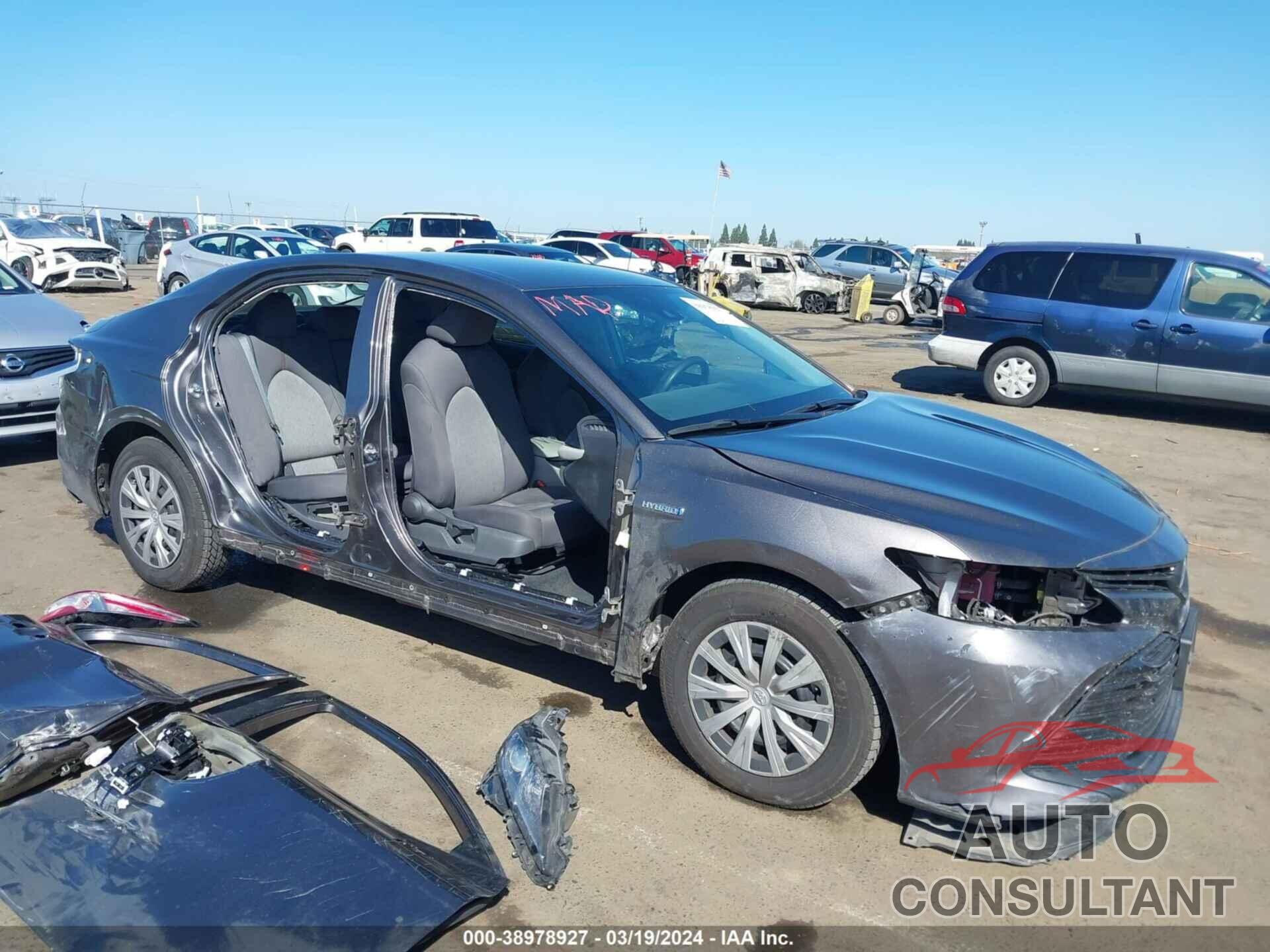 TOYOTA CAMRY 2020 - 4T1C31AK8LU534172