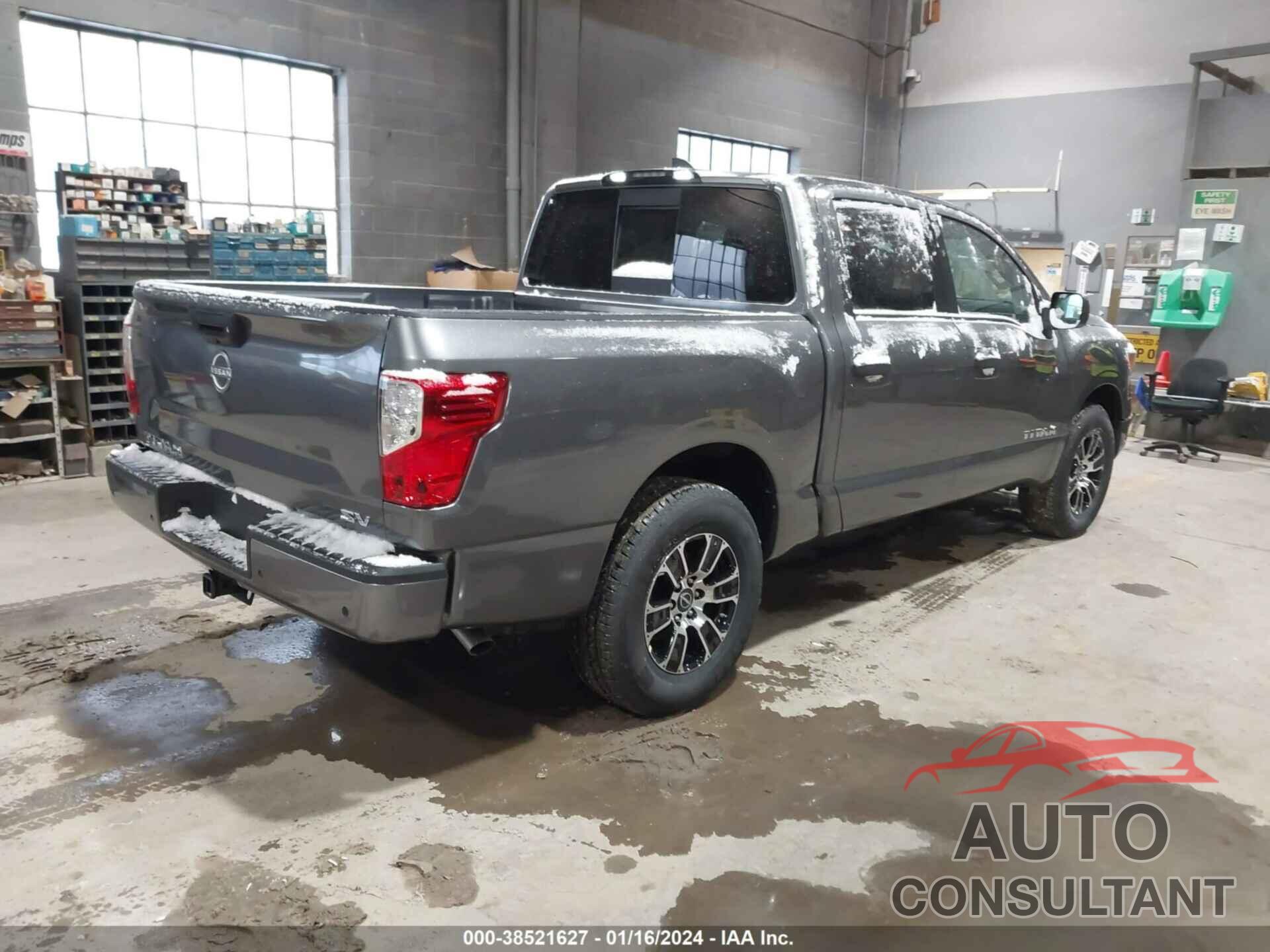 NISSAN TITAN 2024 - 1N6AA1EE5RN108932