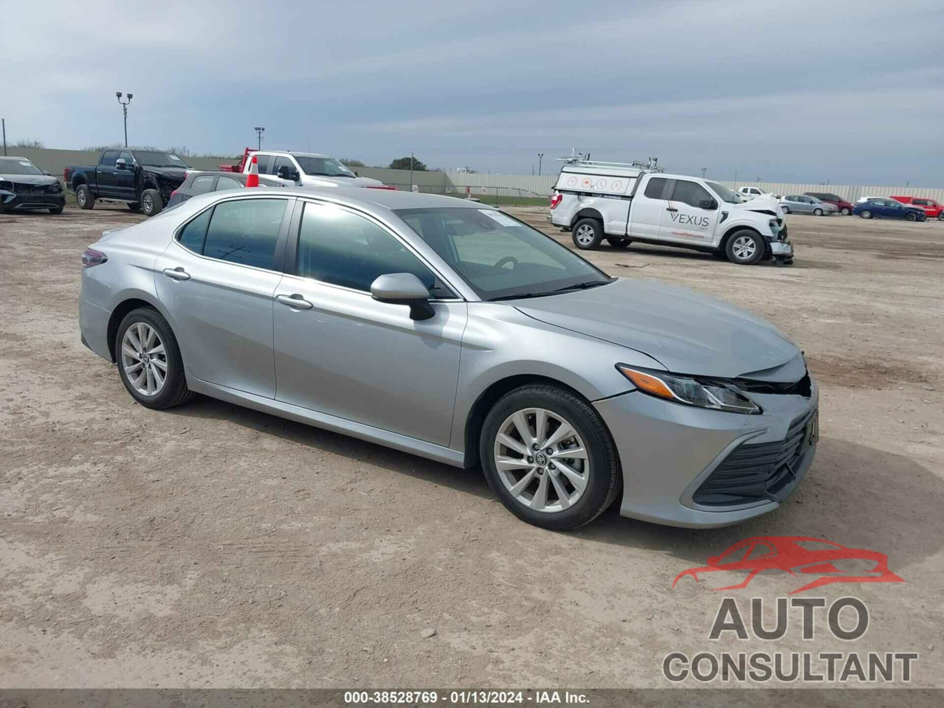 TOYOTA CAMRY 2023 - 4T1C11AK0PU102865