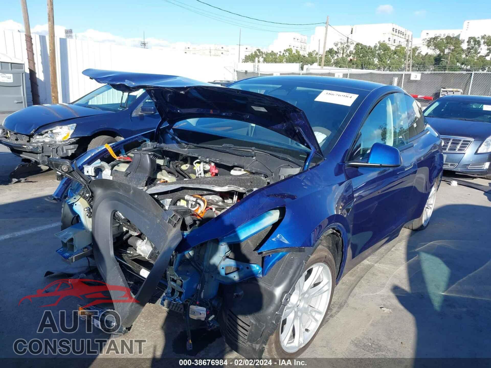 TESLA MODEL Y 2023 - 7SAYGAEE6PF749232